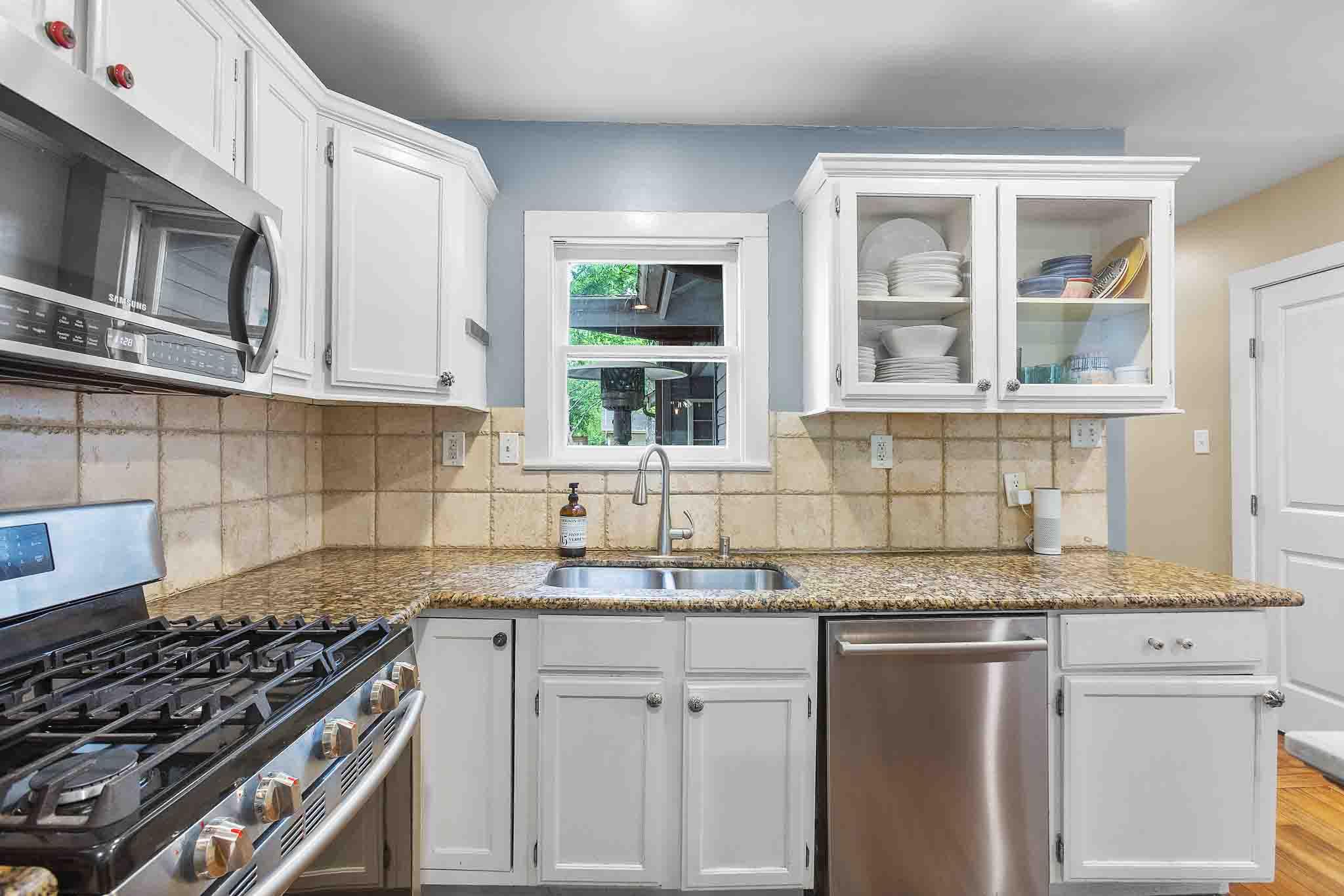 2714 E 22nd St, Austin, TX 78722