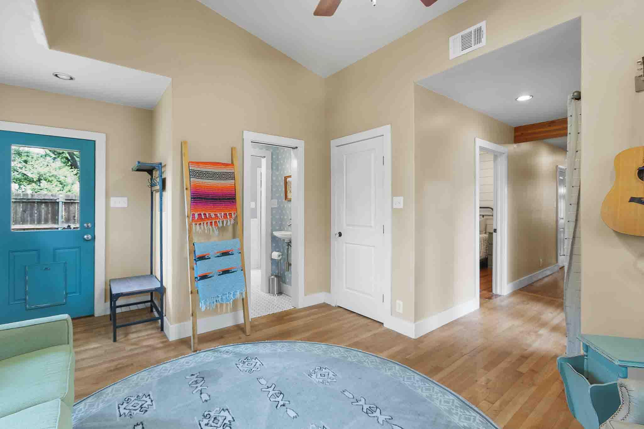 2714 E 22nd St, Austin, TX 78722