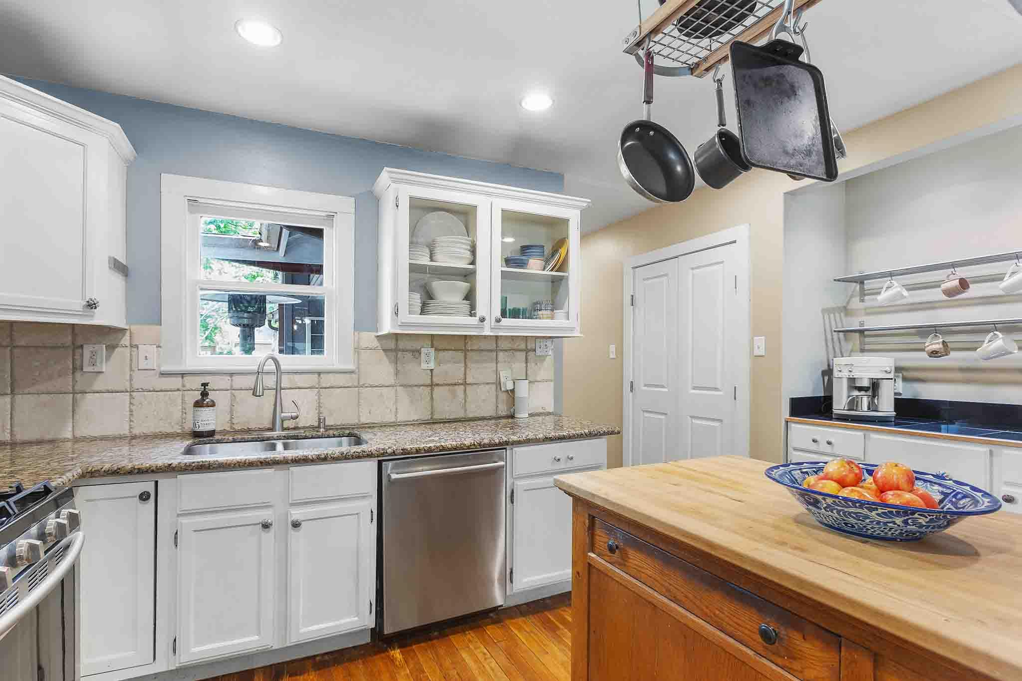 2714 E 22nd St, Austin, TX 78722