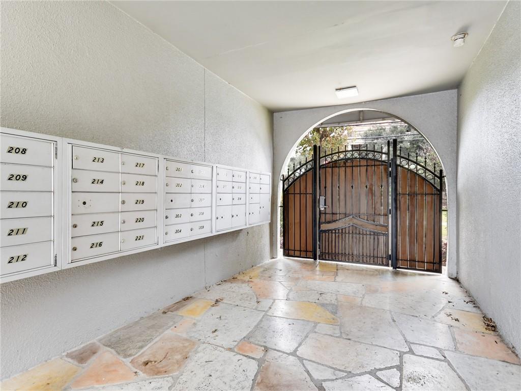3110 Red River St # C-402, Austin, TX 78705