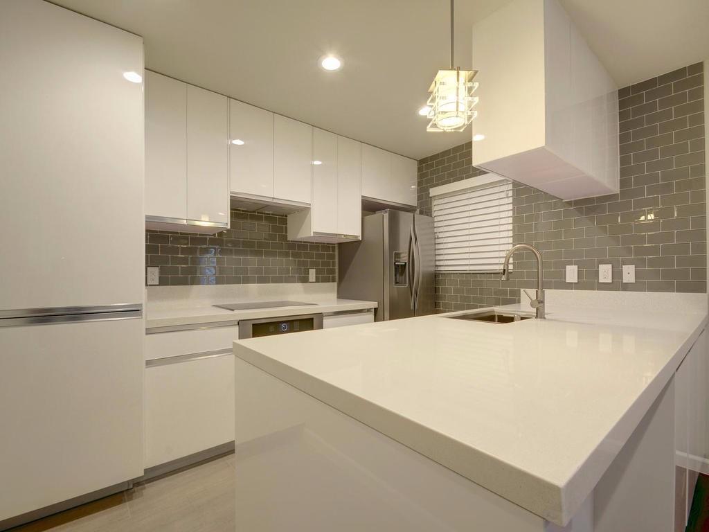 3110 Red River St # C-402, Austin, TX 78705
