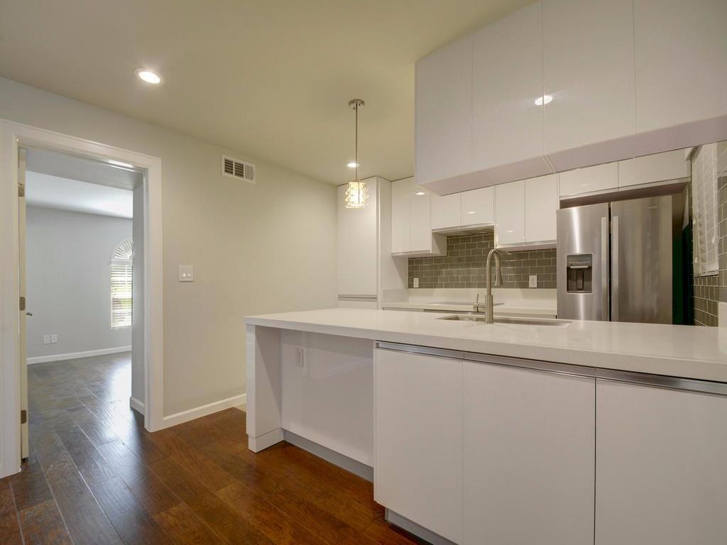 3110 Red River St # C-402, Austin, TX 78705