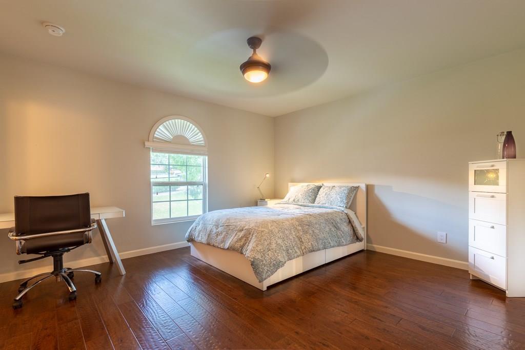 3110 Red River St # C-402, Austin, TX 78705