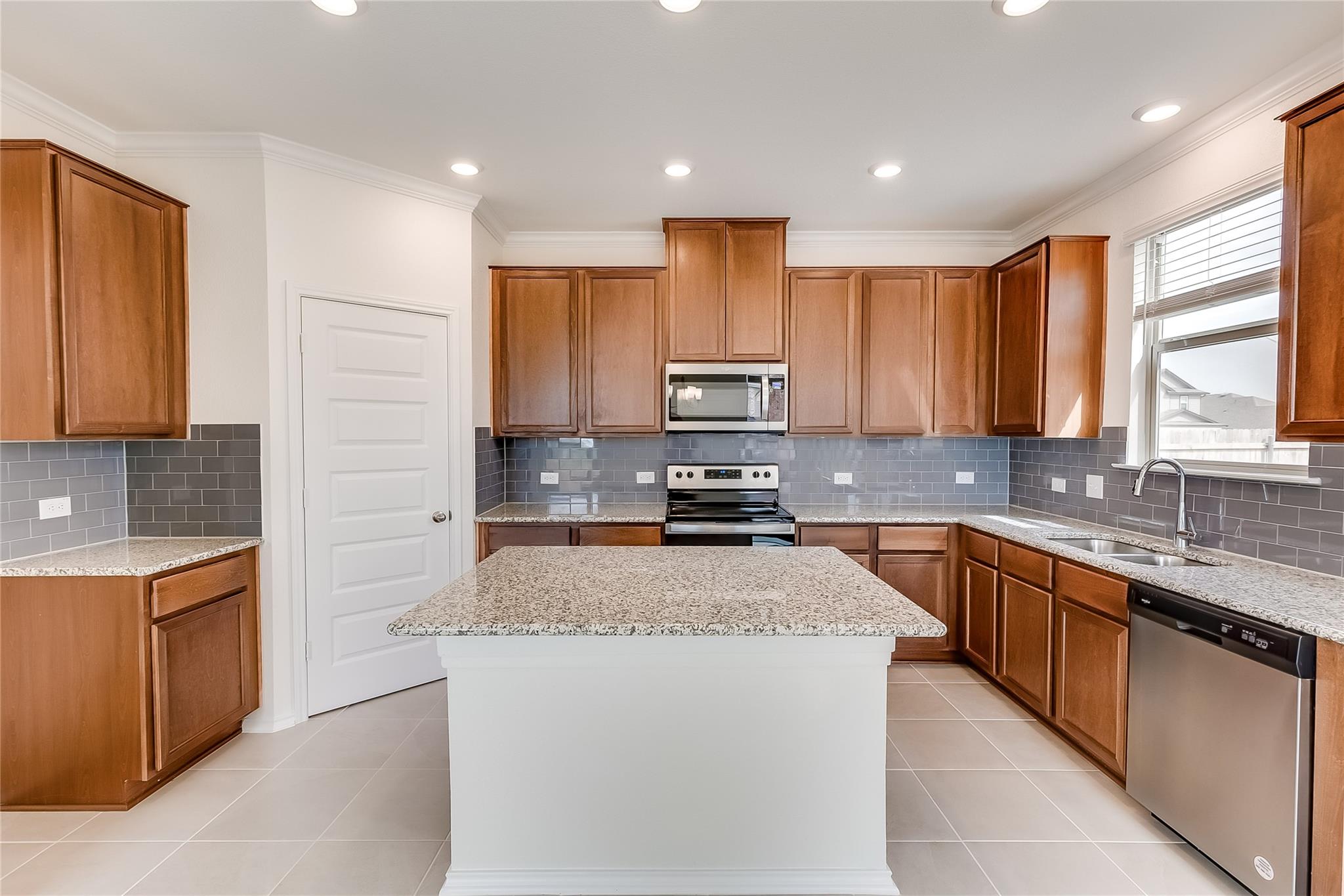 105 Clematis Ct, Georgetown, TX 78626