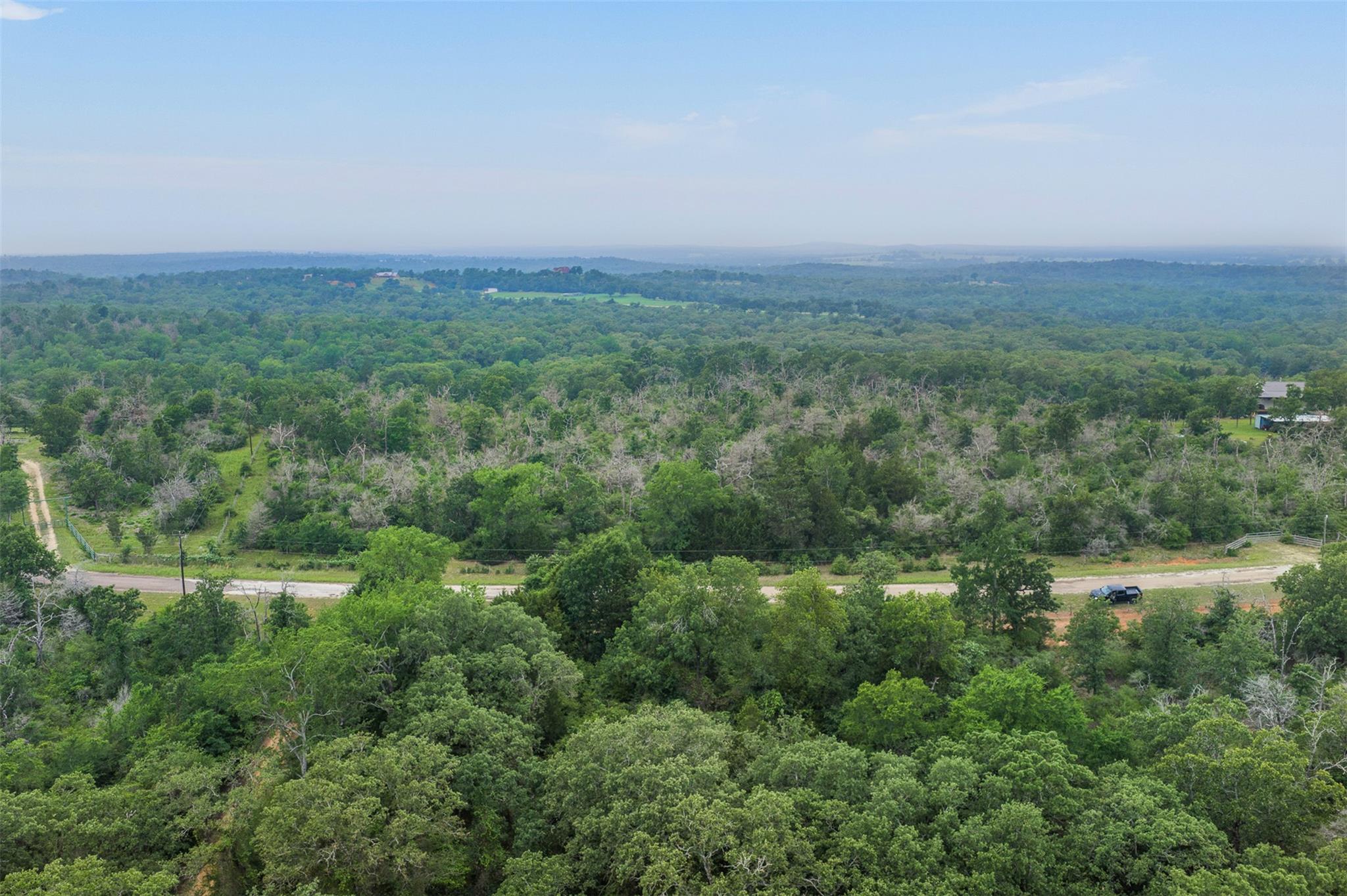 900 22 Hills Rd, Gause, TX 77857