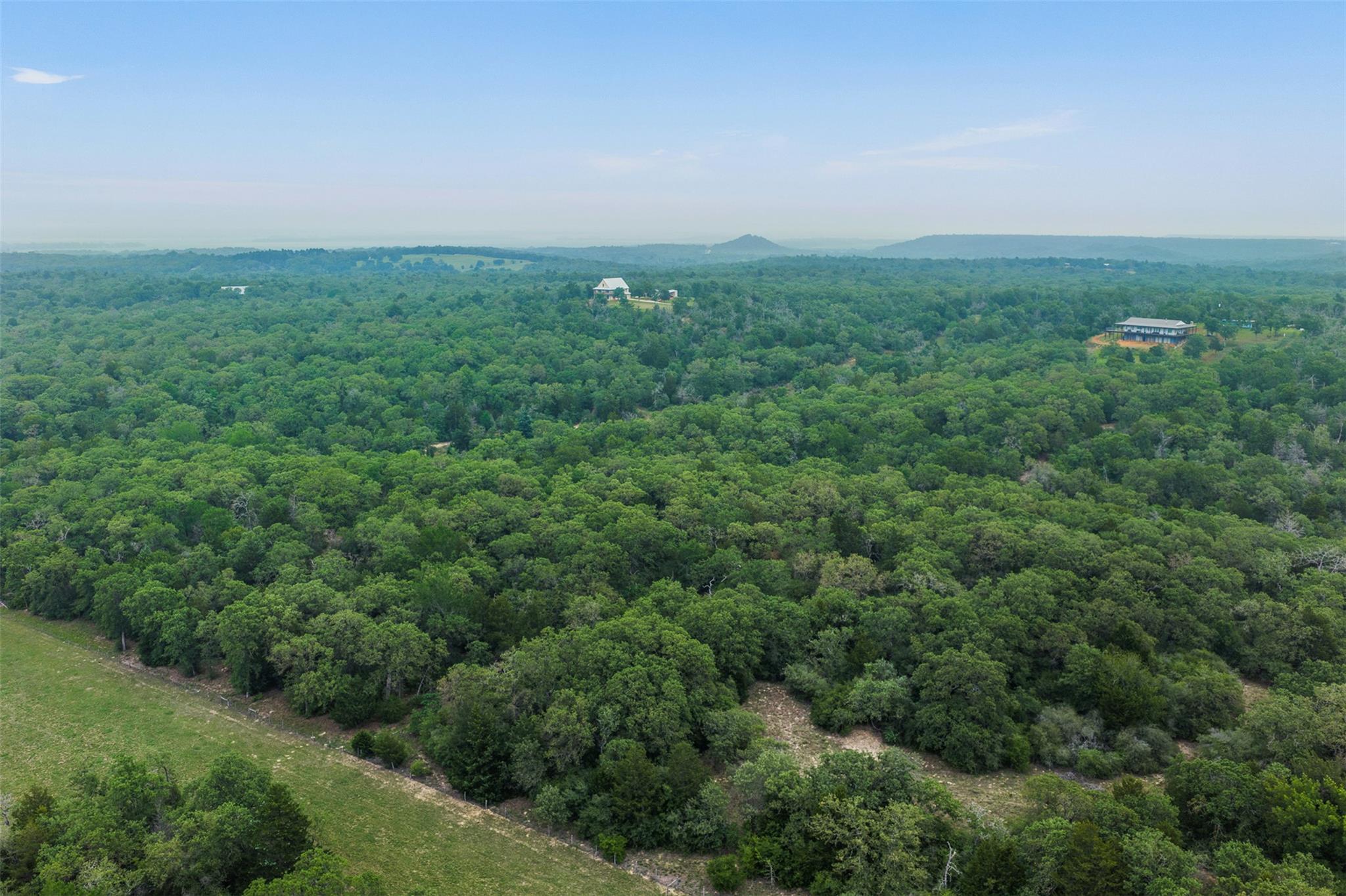 900 22 Hills Rd, Gause, TX 77857
