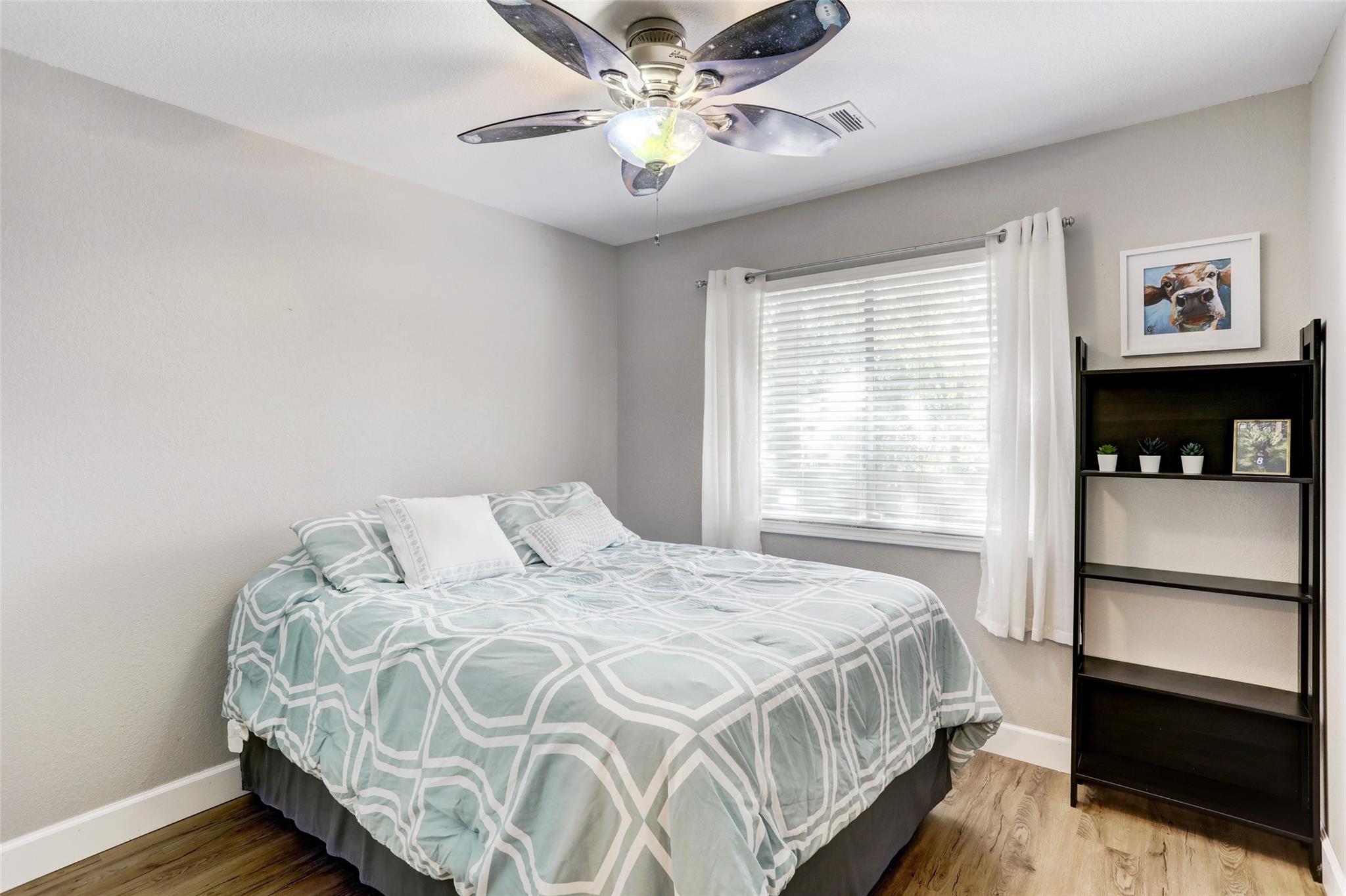 4802 Walden Cir, Austin, TX 78723