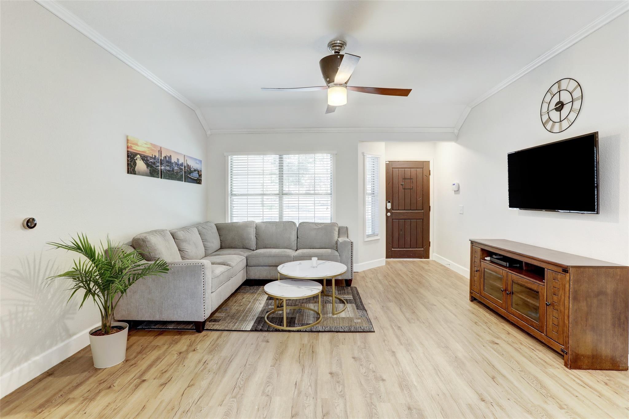 4802 Walden Cir, Austin, TX 78723