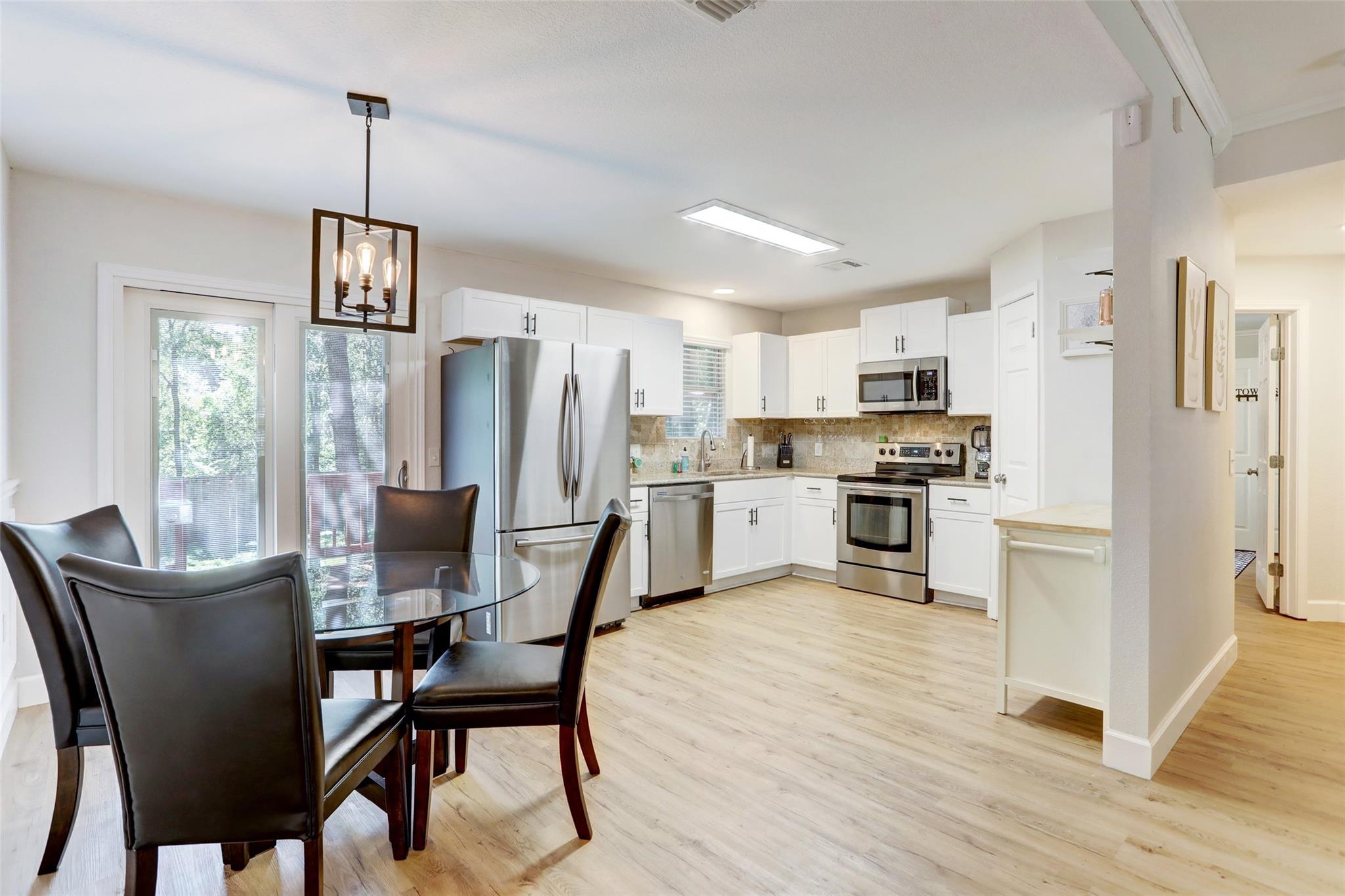 4802 Walden Cir, Austin, TX 78723