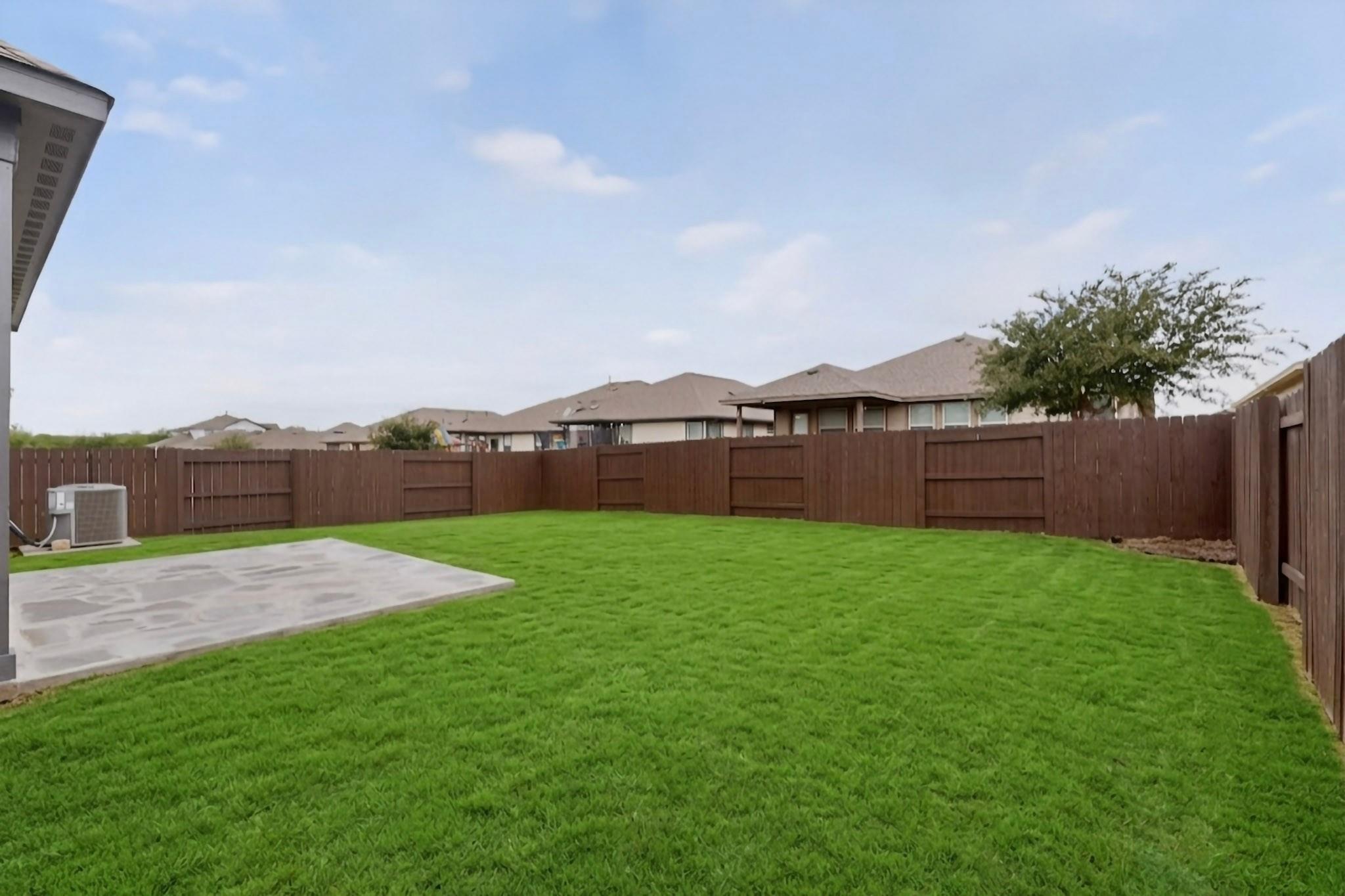 212 Lt John Decker Dr, San Marcos, TX 78666