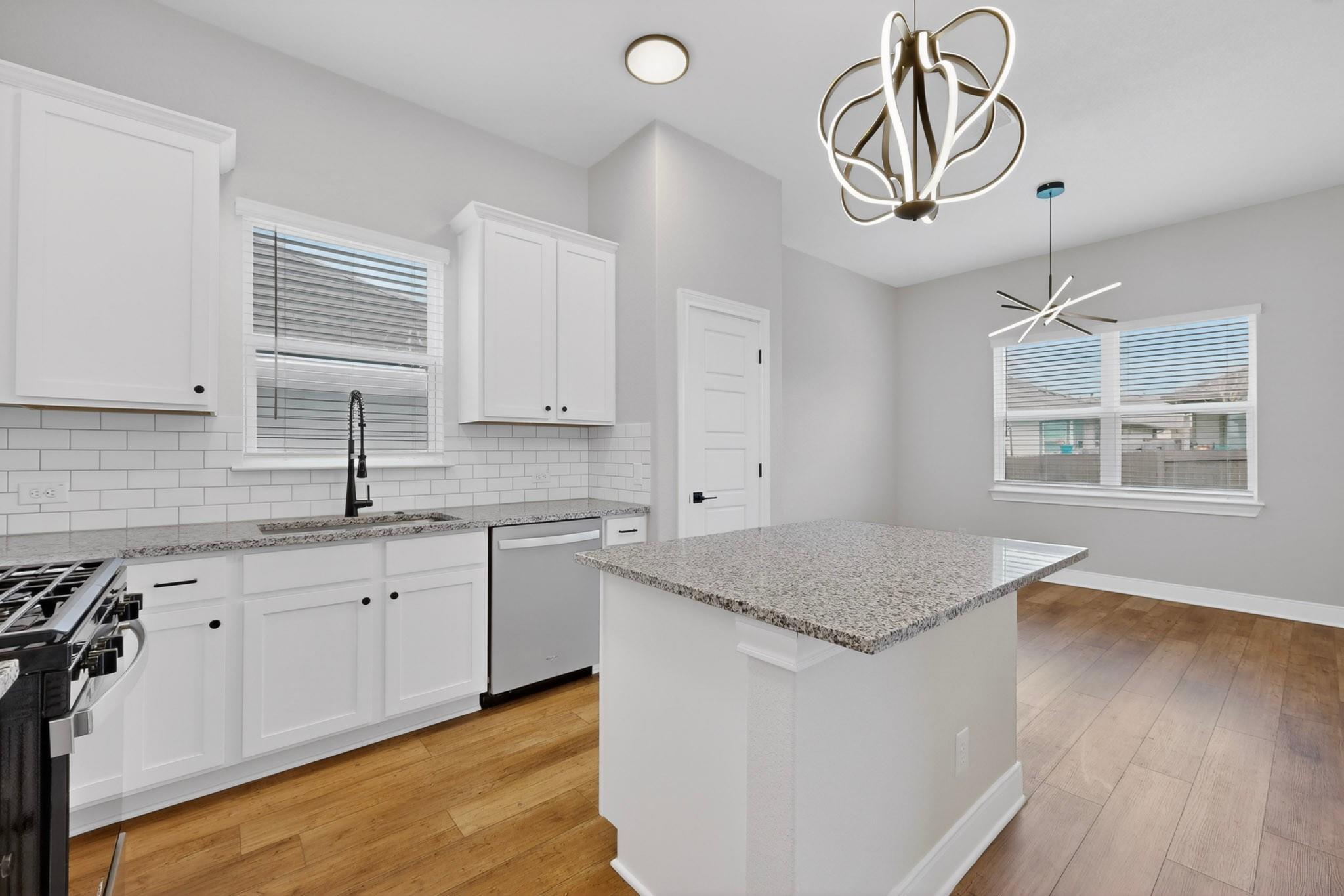 212 Lt John Decker Dr, San Marcos, TX 78666