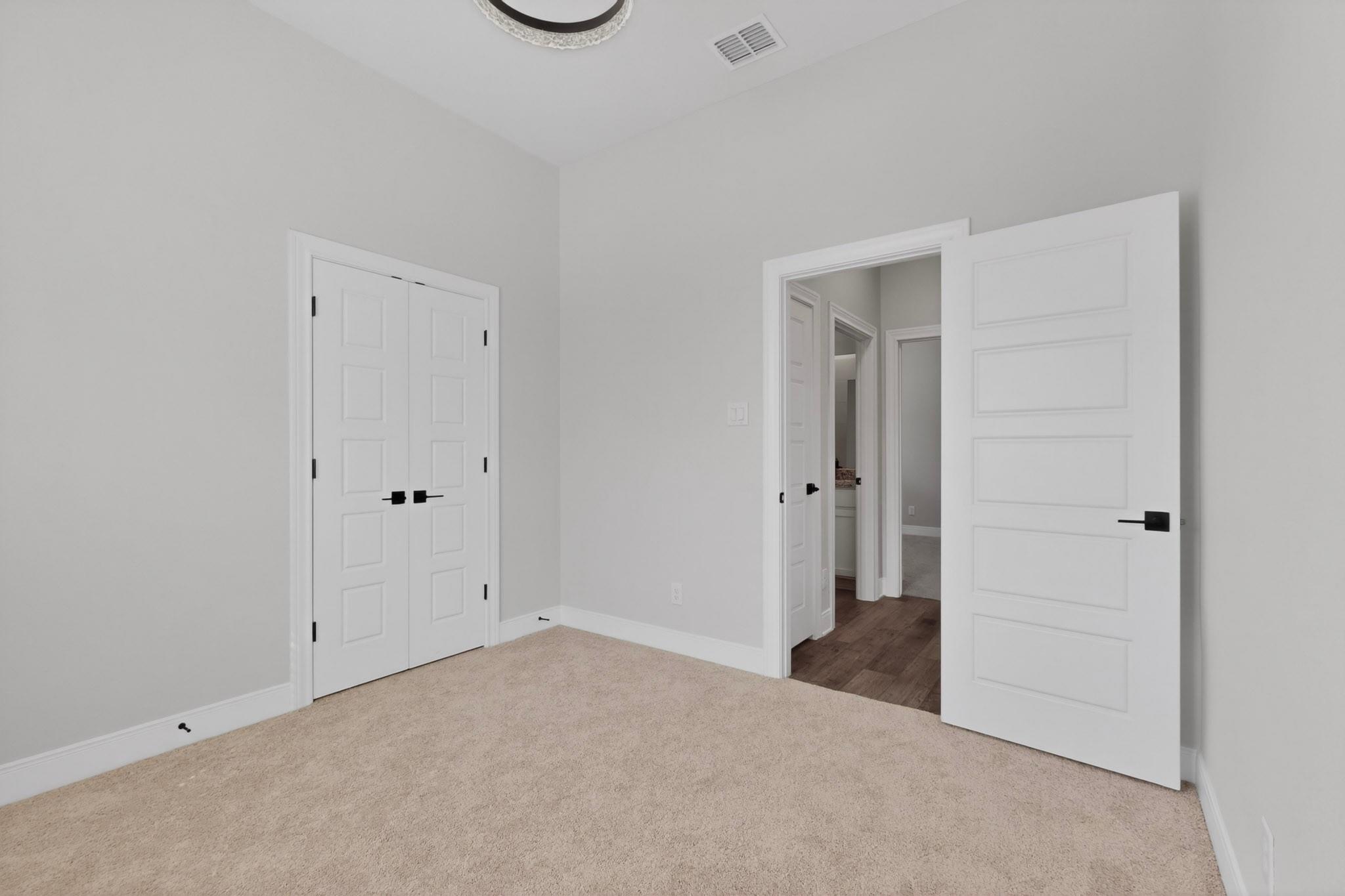 212 Lt John Decker Dr, San Marcos, TX 78666