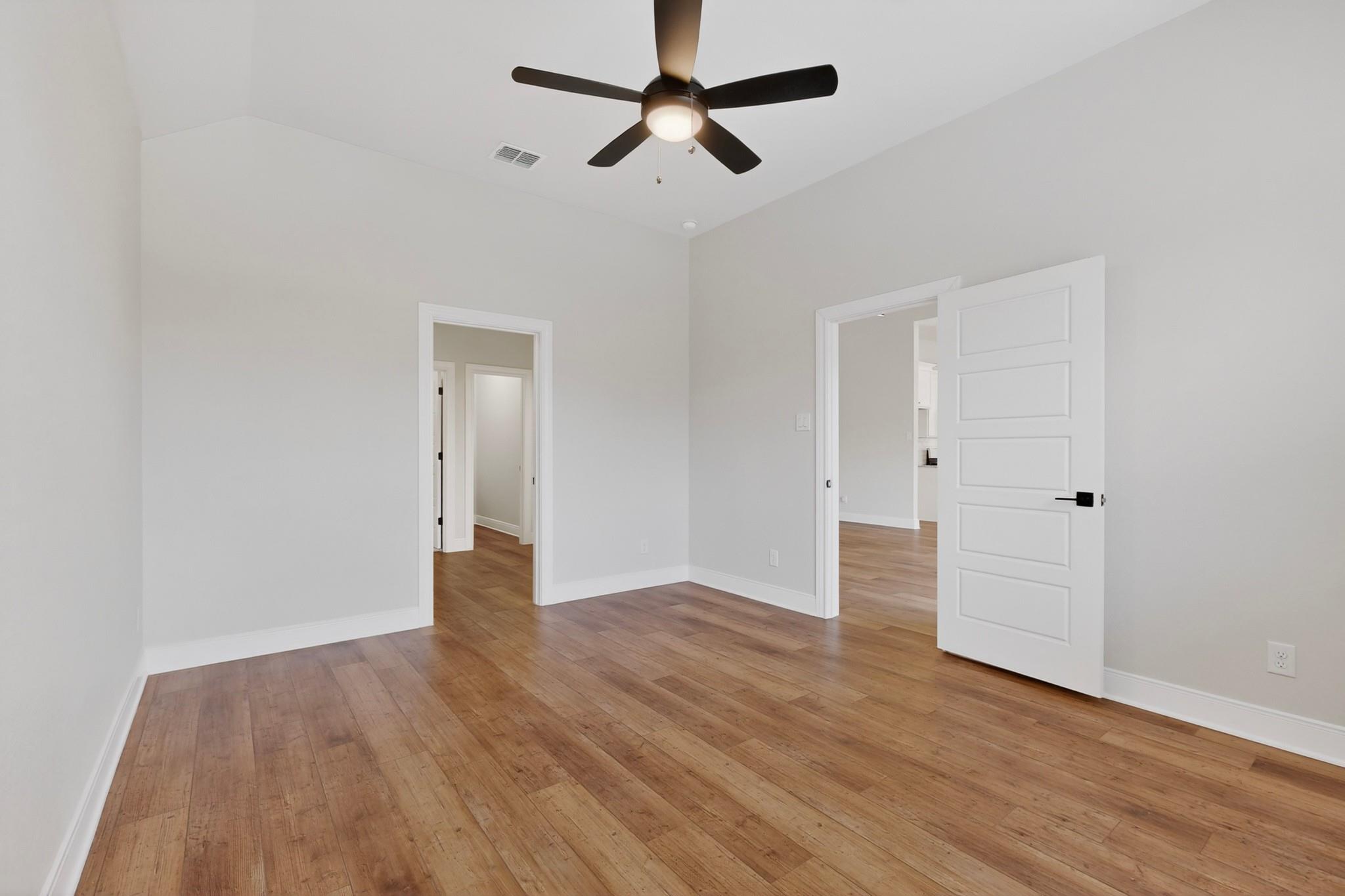 212 Lt John Decker Dr, San Marcos, TX 78666