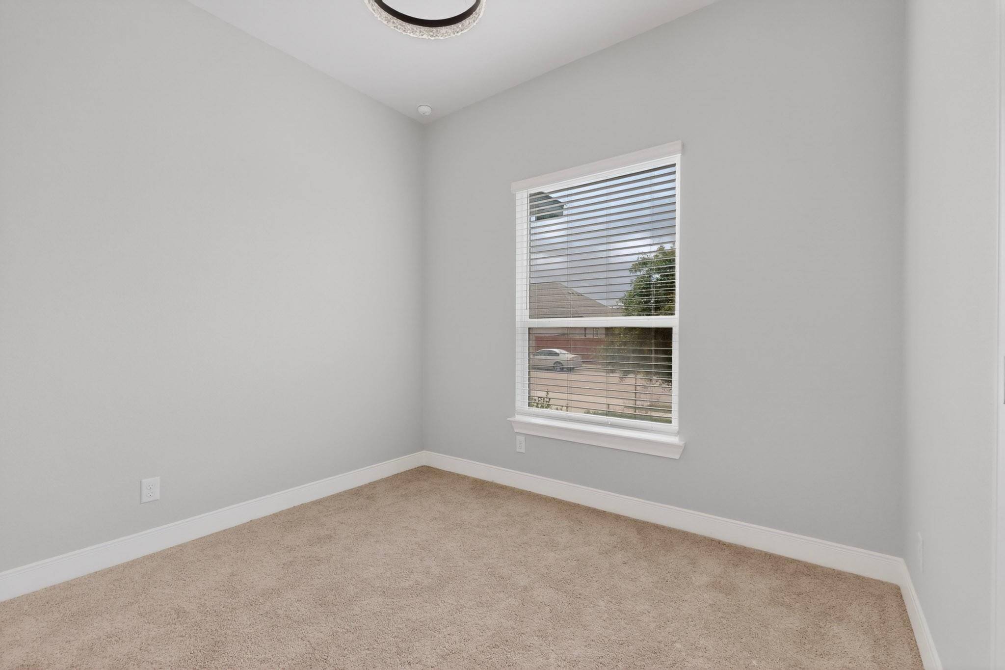 212 Lt John Decker Dr, San Marcos, TX 78666