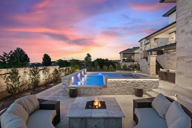 402 San Donato Dr, Austin, TX 78738