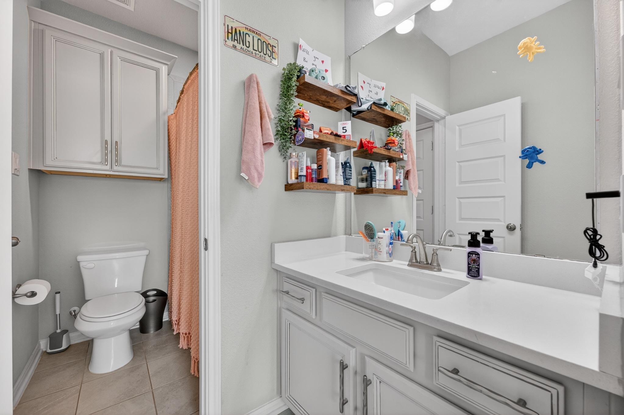 402 San Donato Dr, Austin, TX 78738