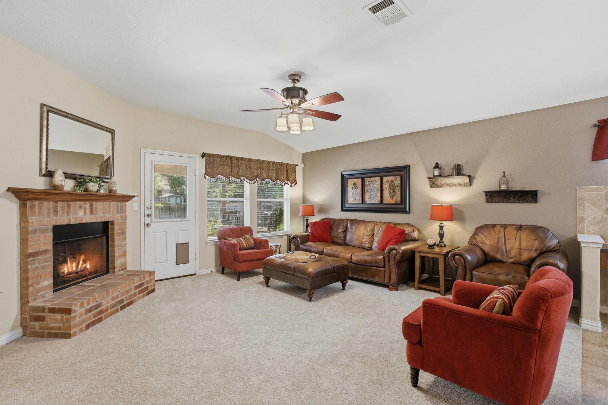 2024 Pecan Valley Dr, Leander, TX 78641