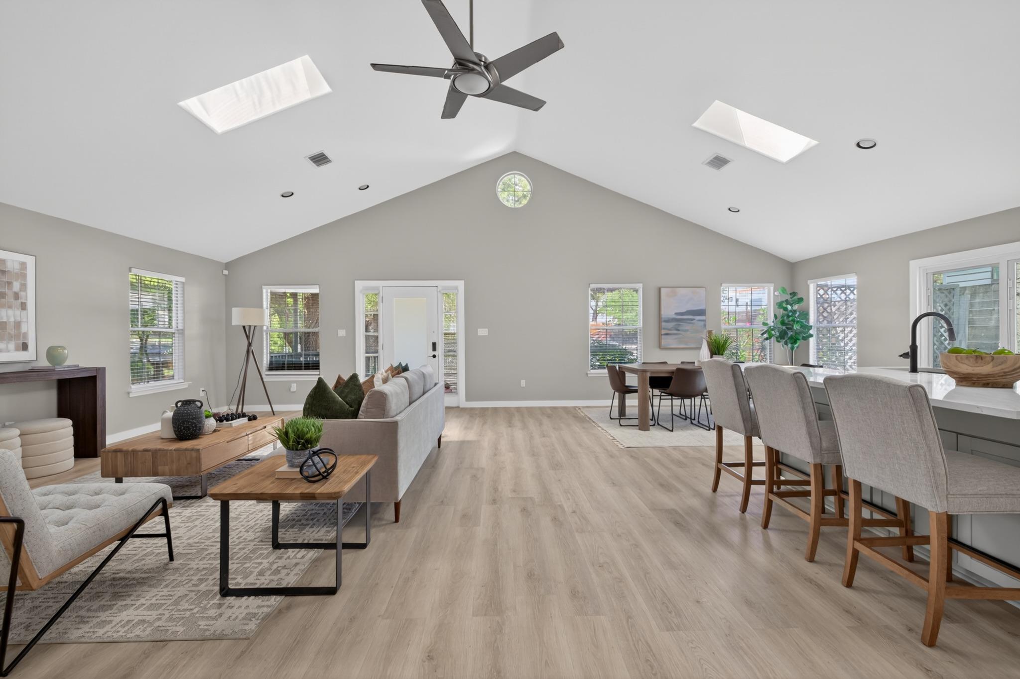411 W Live Oak St, Austin, TX 78704