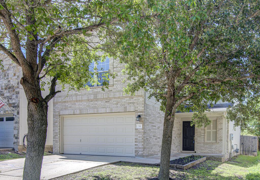 236 Black Forest Rd, Buda, TX 78610