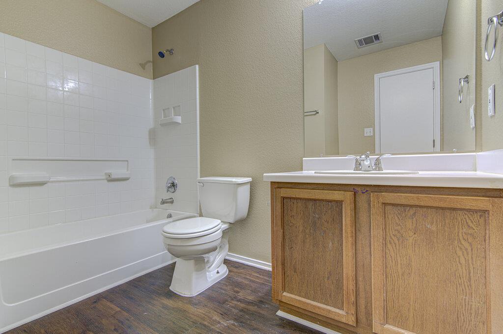 236 Black Forest Rd, Buda, TX 78610
