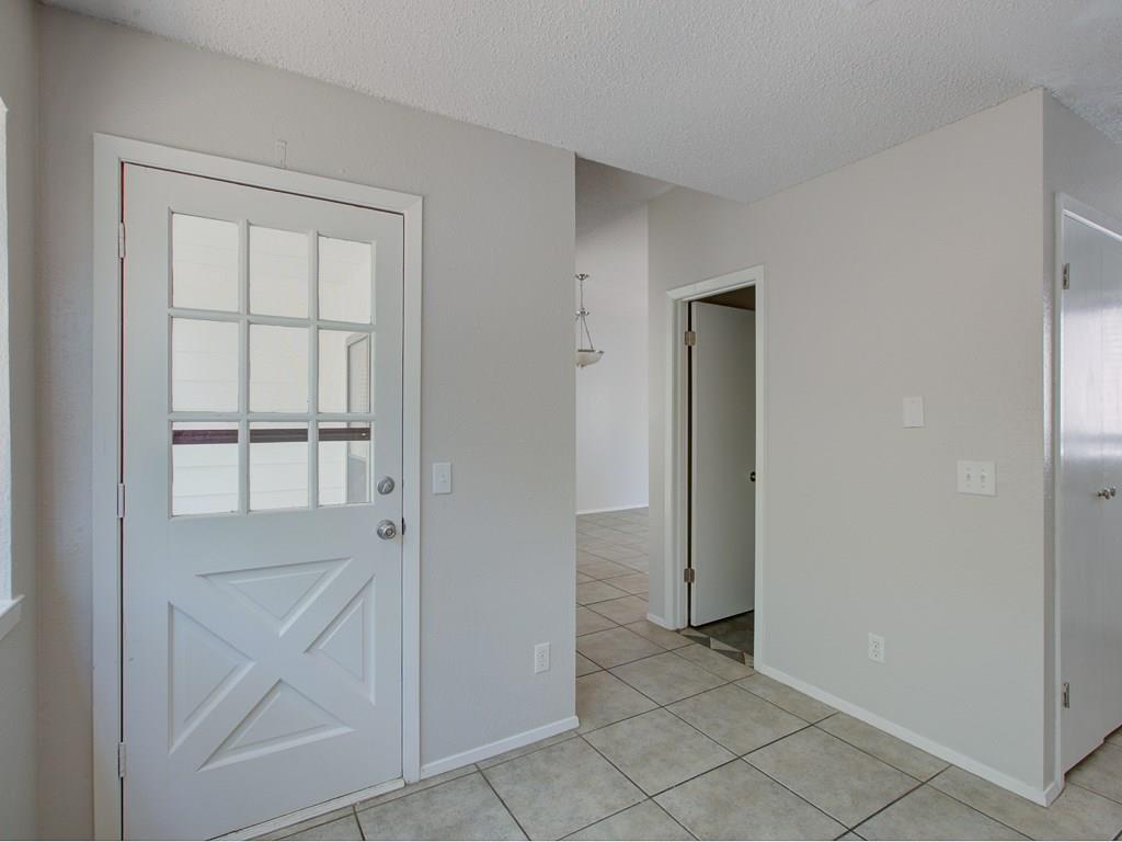 8402 TALLWOOD Dr # A, Austin, TX 78759