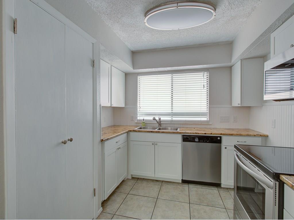 8402 TALLWOOD Dr # A, Austin, TX 78759