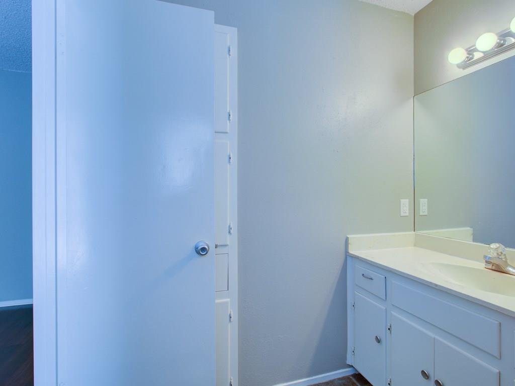 8402 TALLWOOD Dr # A, Austin, TX 78759