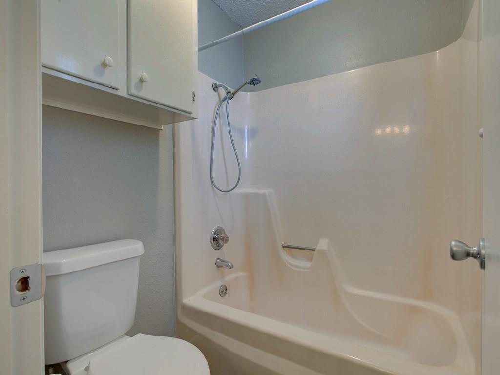8402 TALLWOOD Dr # A, Austin, TX 78759