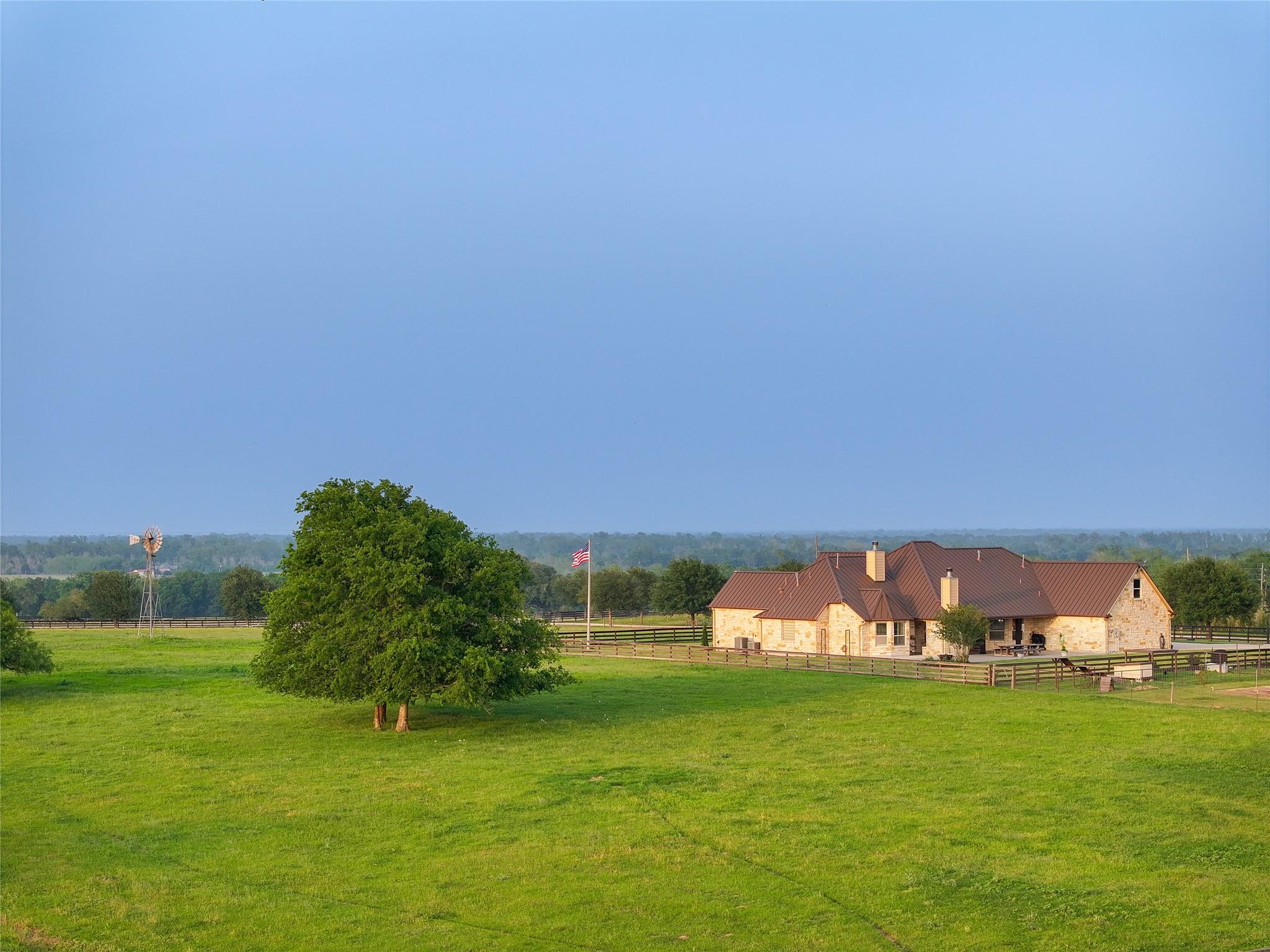 8271 Fm 529 Rd, Bellville, TX 77418