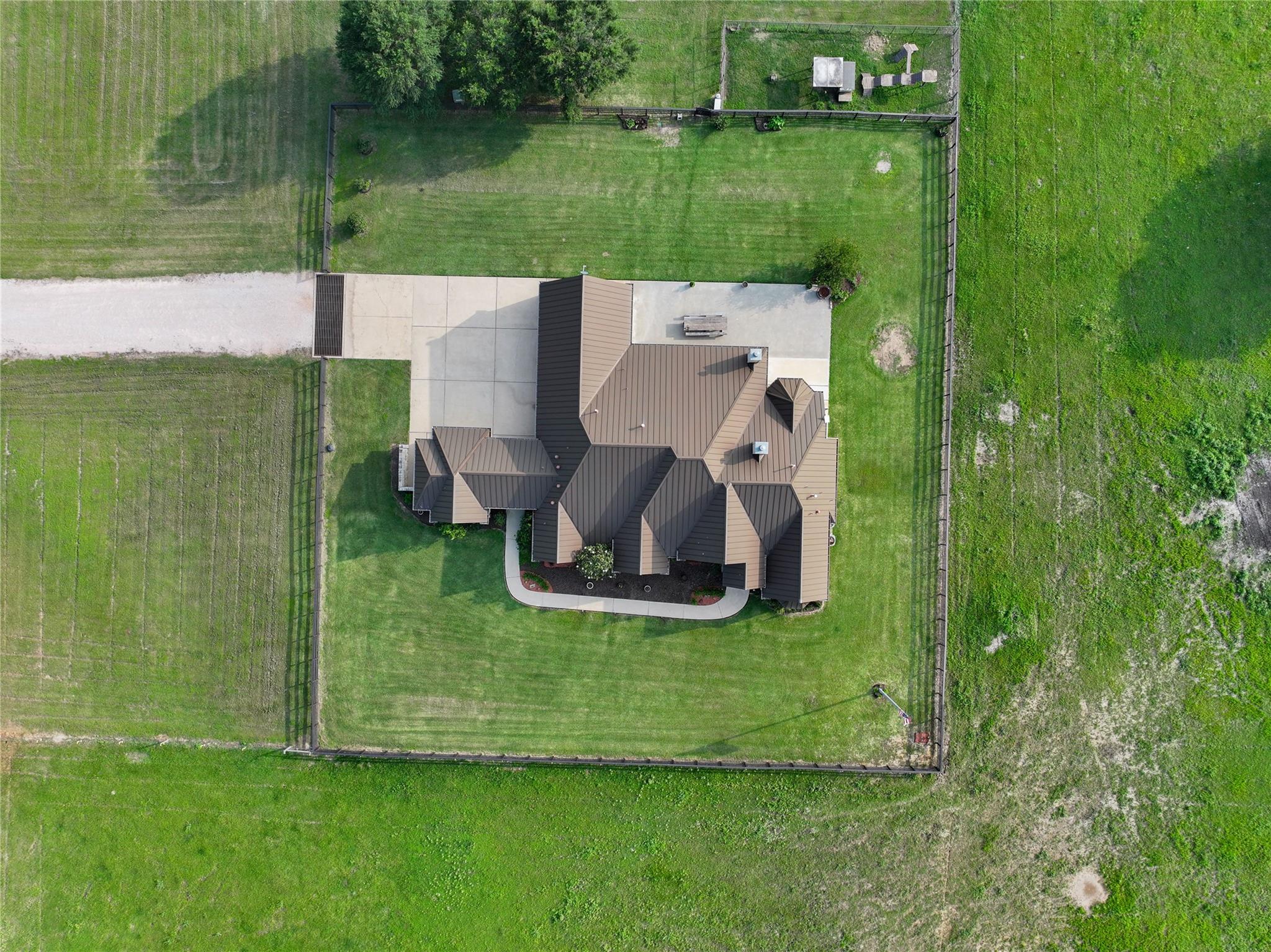 8271 Fm 529 Rd, Bellville, TX 77418