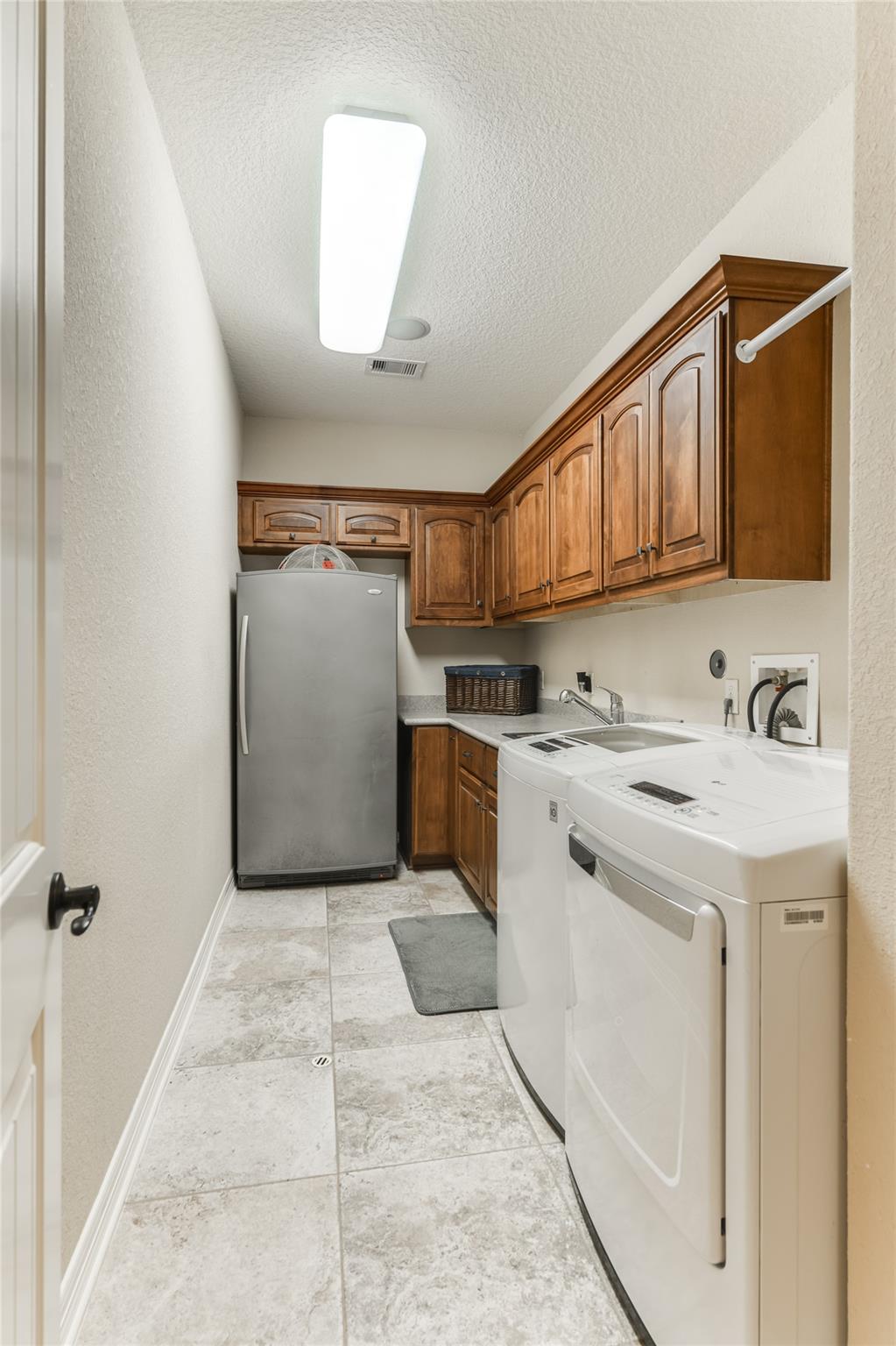 8271 Fm 529 Rd, Bellville, TX 77418