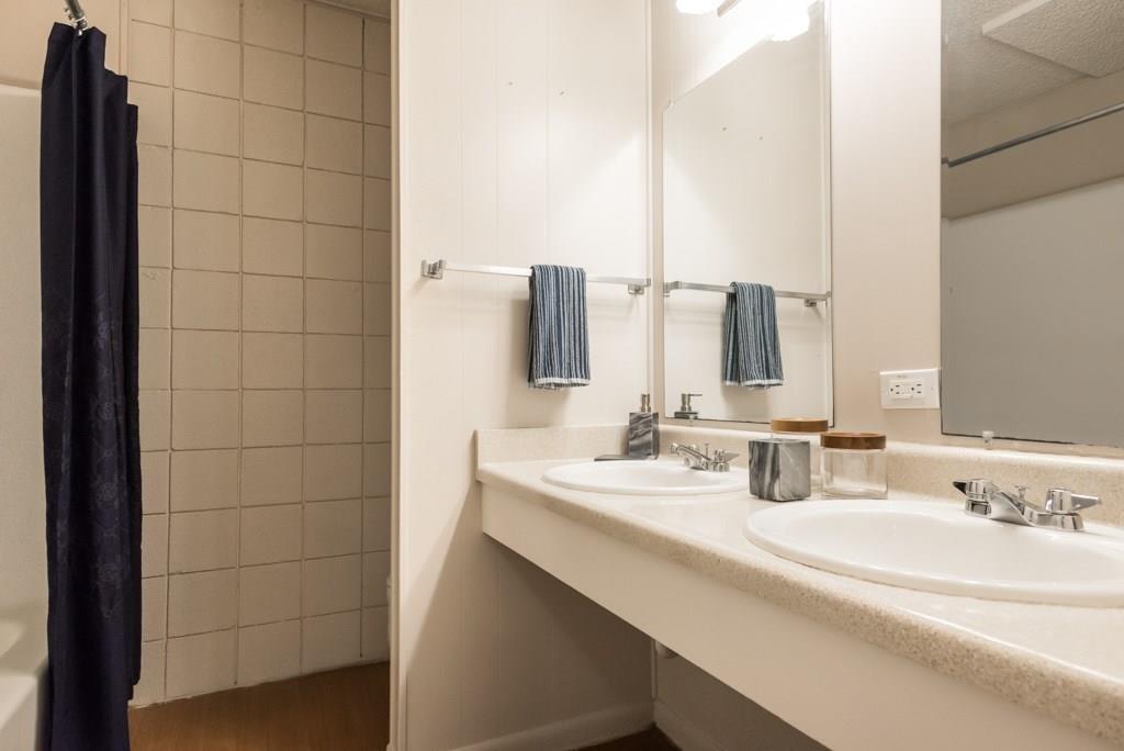 3212 Red River St # 204, Austin, TX 78705