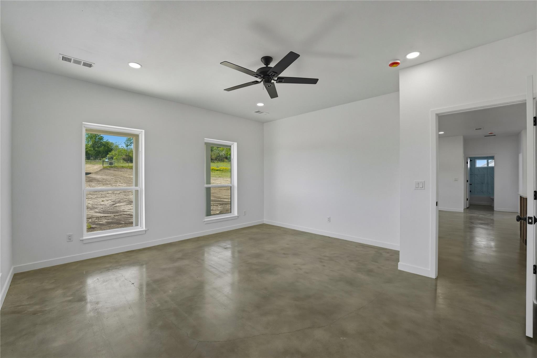 9391 Hajovsky Rd, La Grange, TX 78945