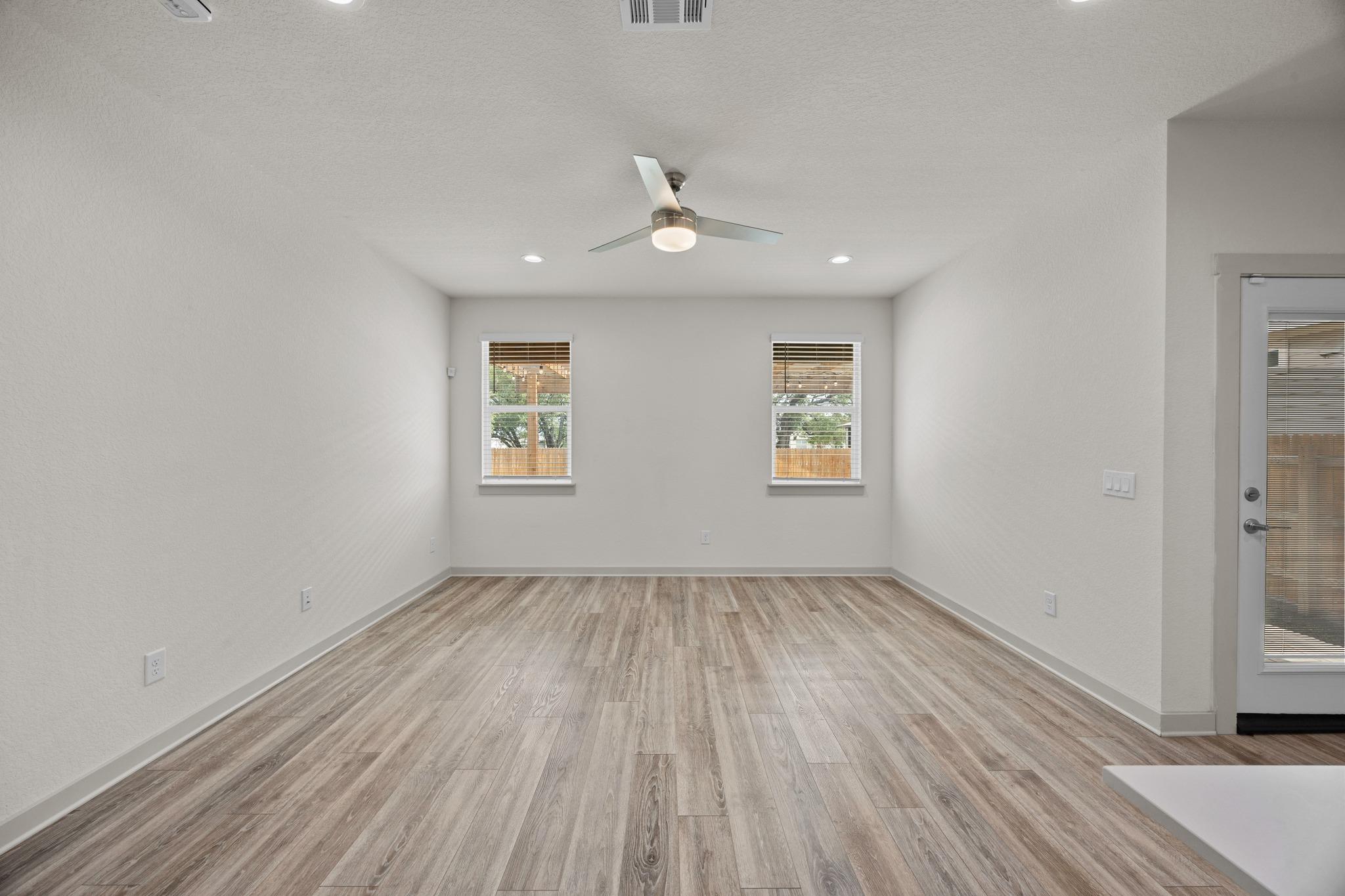 156 Parryi Cv, Leander, TX 78641