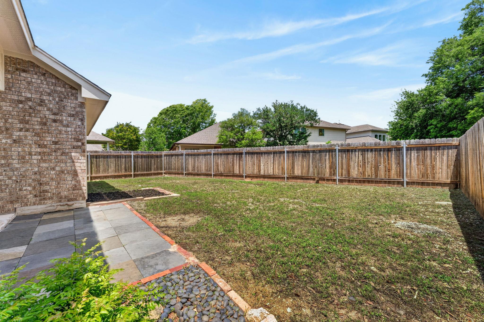 10520 Channel Island Dr, Austin, TX 78747