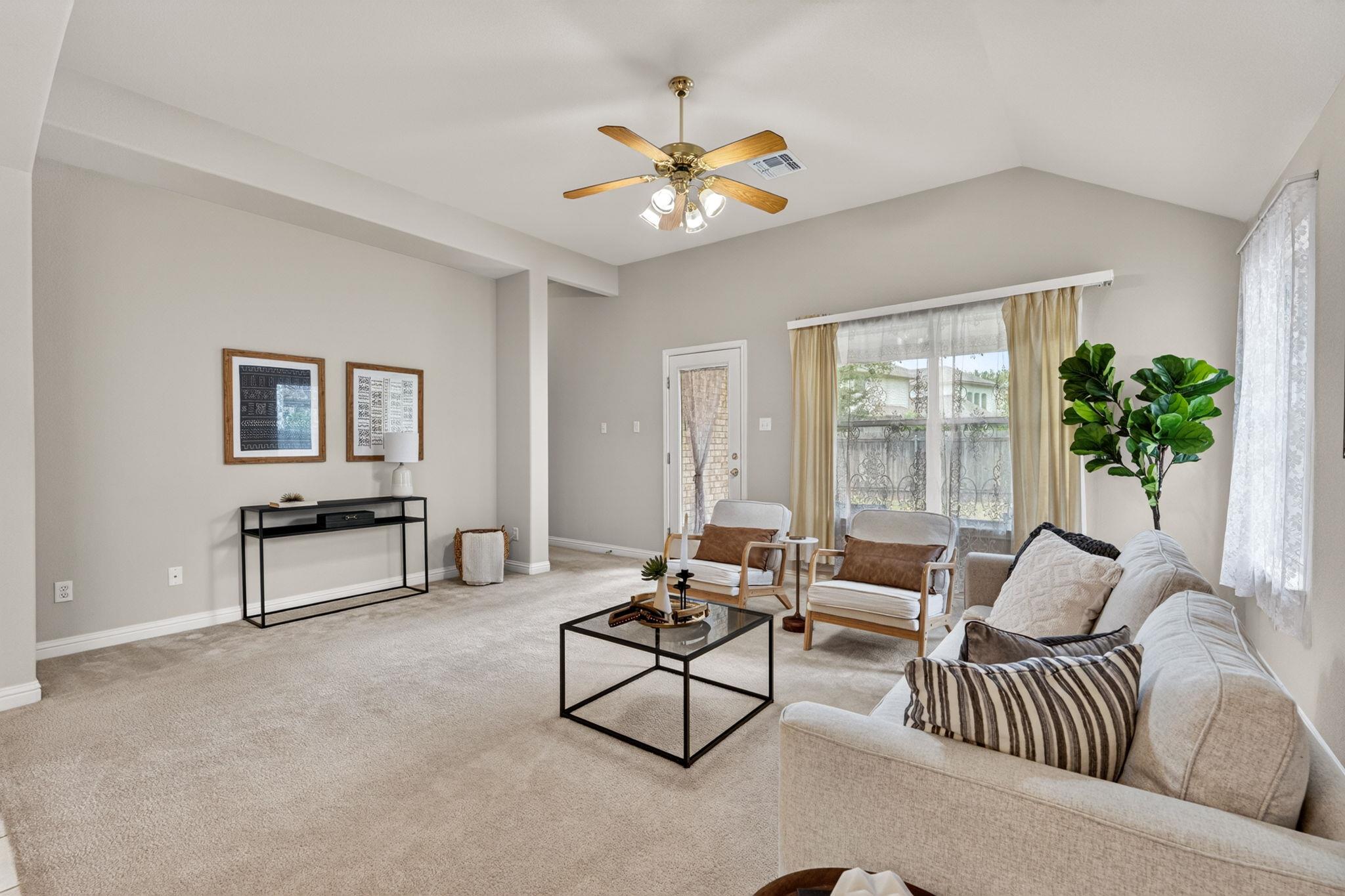 10520 Channel Island Dr, Austin, TX 78747