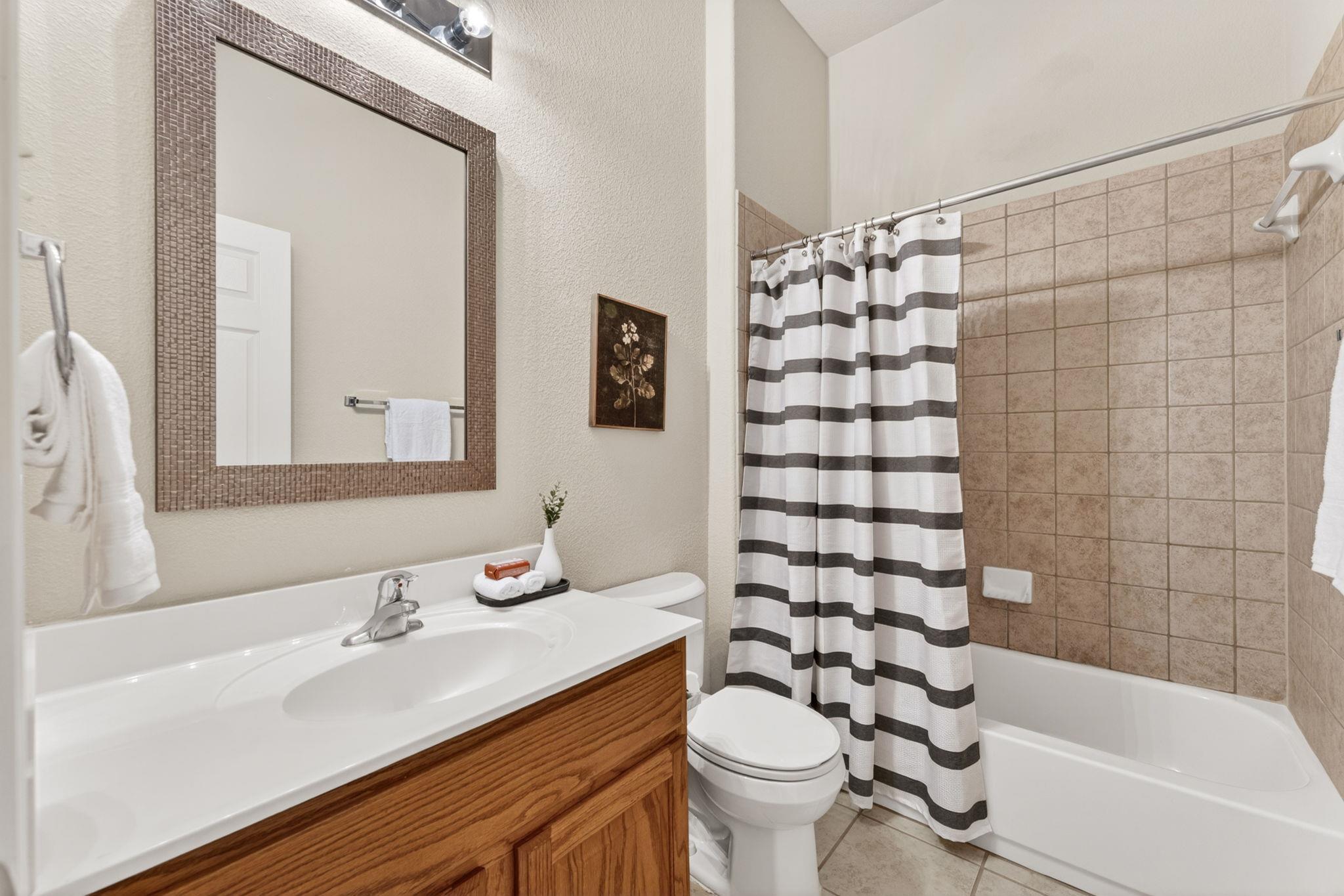 10520 Channel Island Dr, Austin, TX 78747