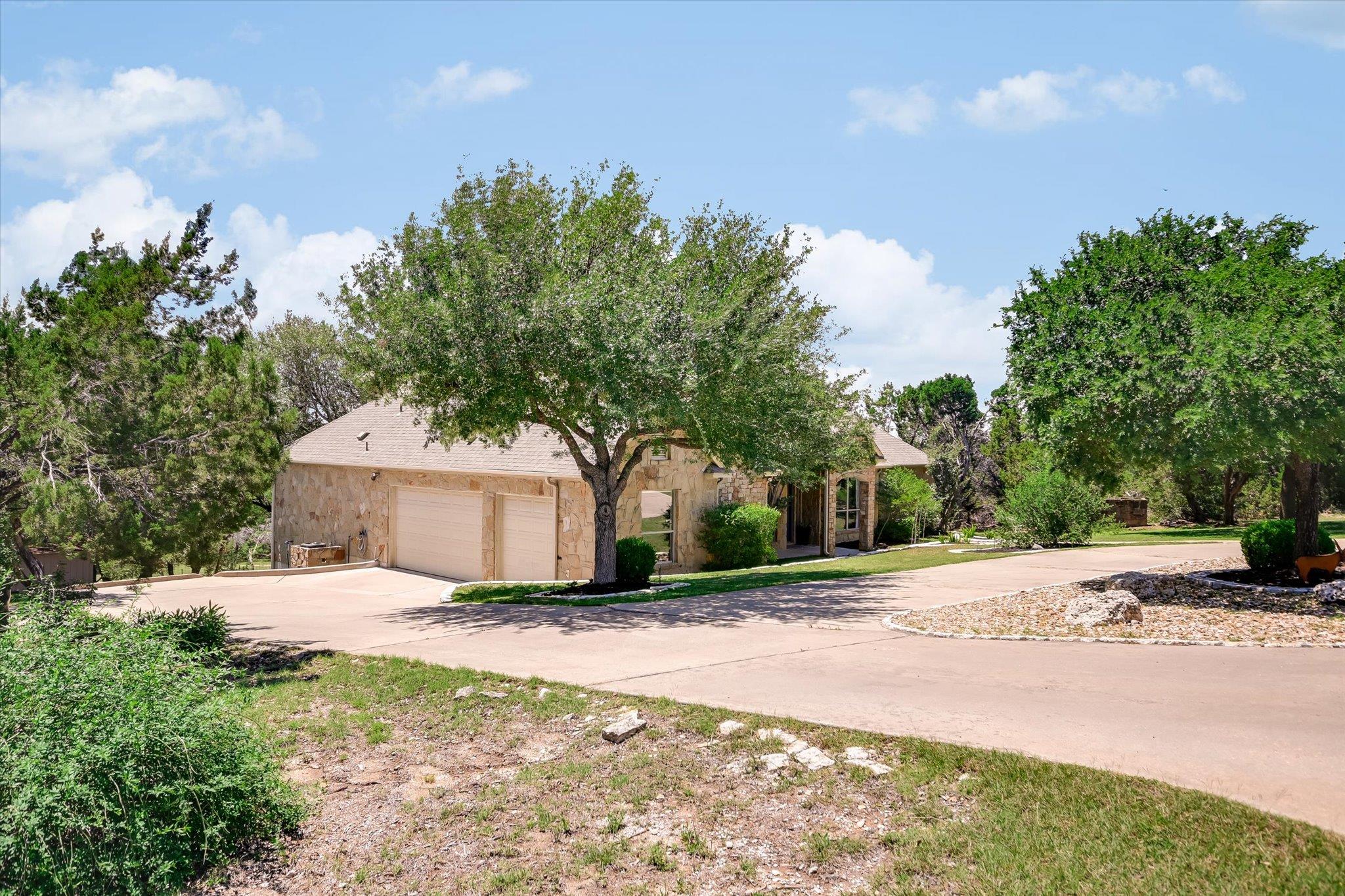 3410 Pawnee Pass S, Austin, TX 78738
