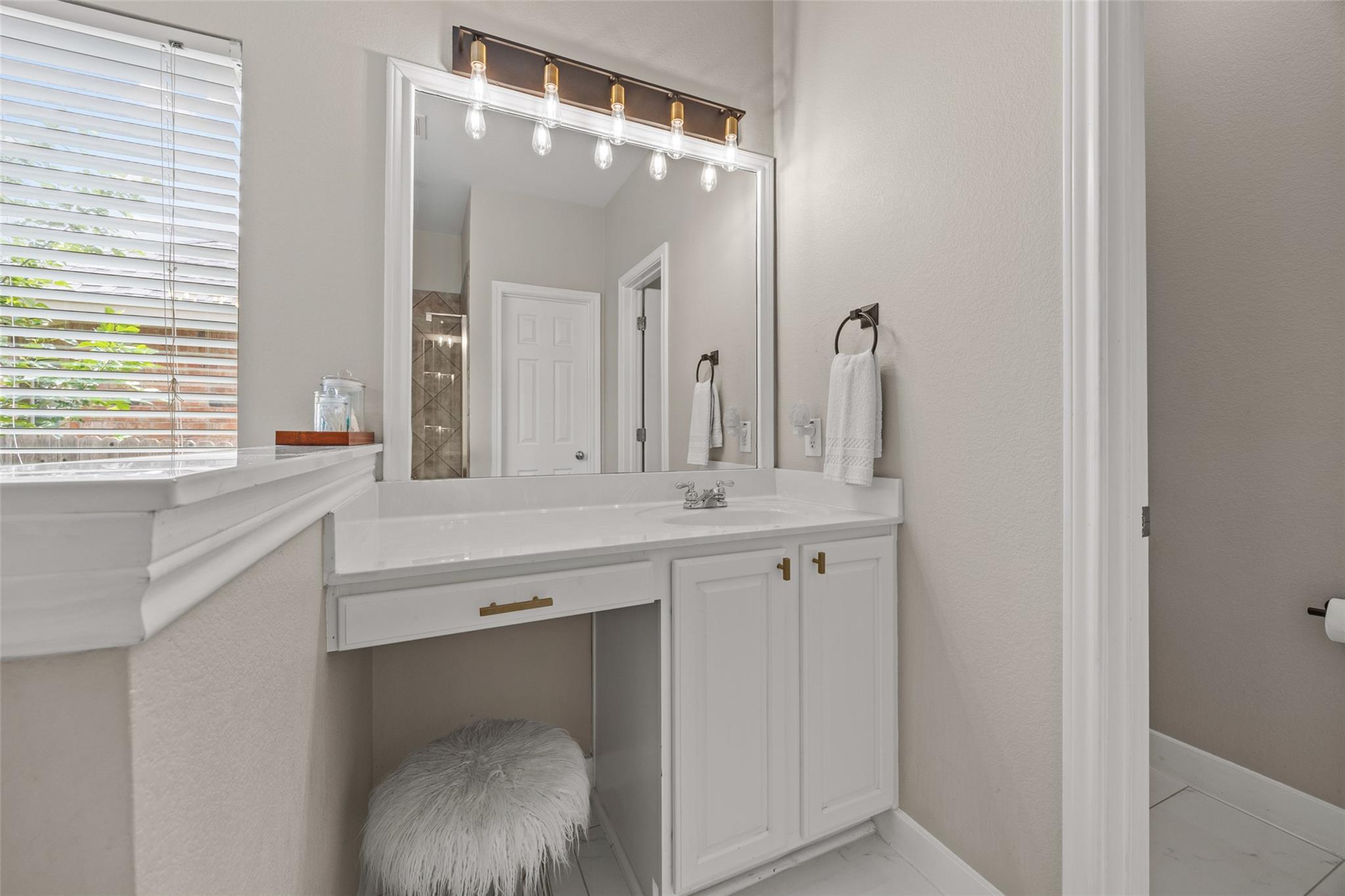 2414 Powderham Ln, Cedar Park, TX 78613