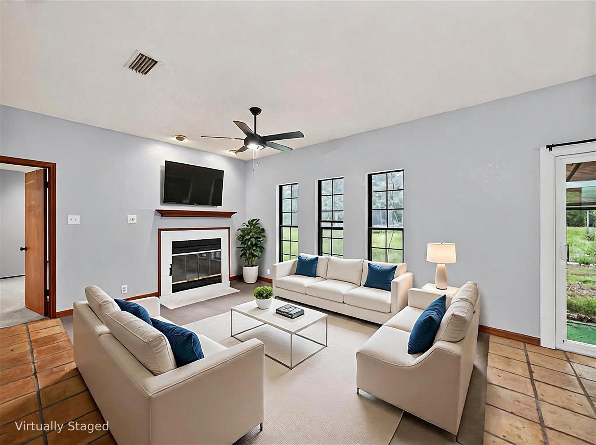 222 Indiana Rd, Lockhart, TX 78644