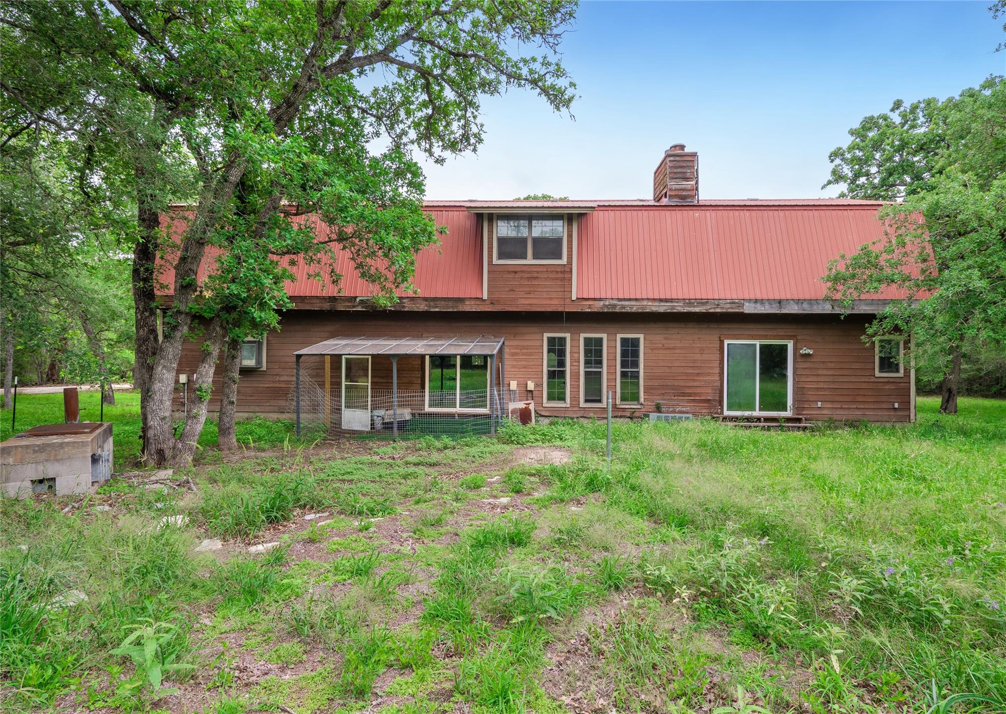 222 Indiana Rd, Lockhart, TX 78644