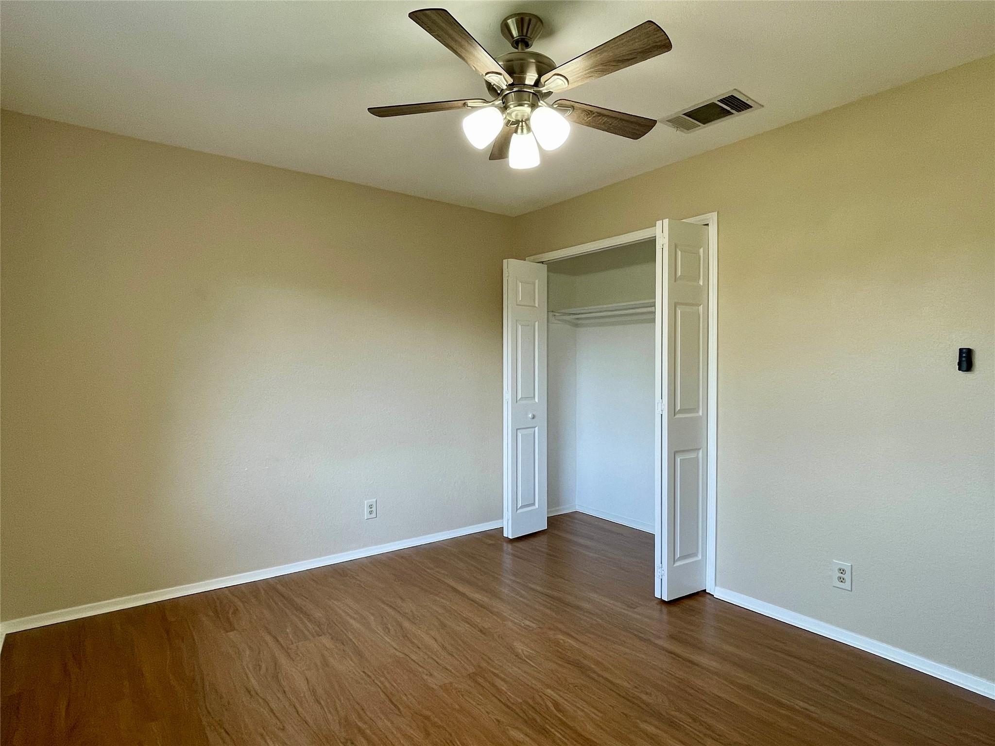 8905 Bridgewood Trl, Austin, TX 78729