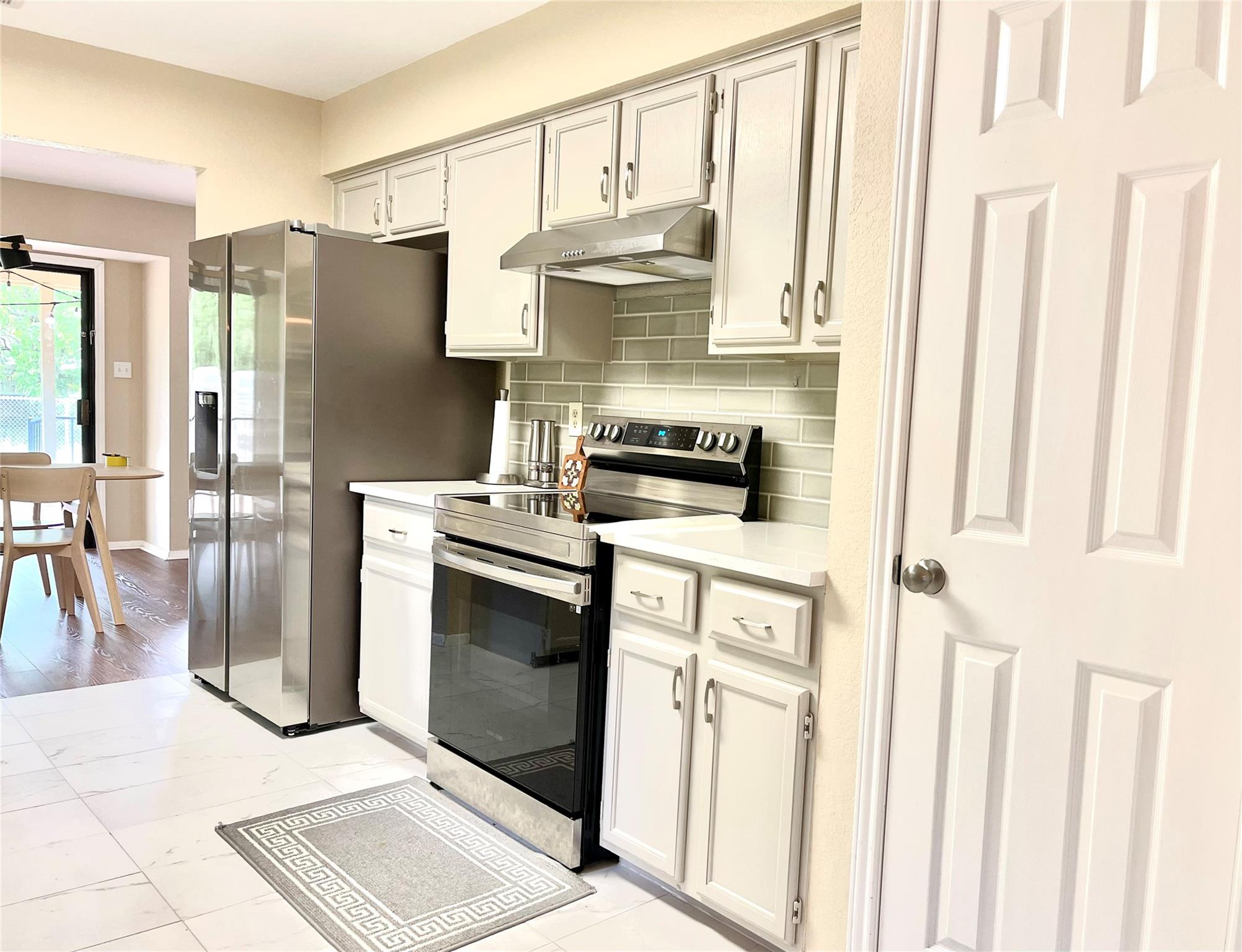 8905 Bridgewood Trl, Austin, TX 78729
