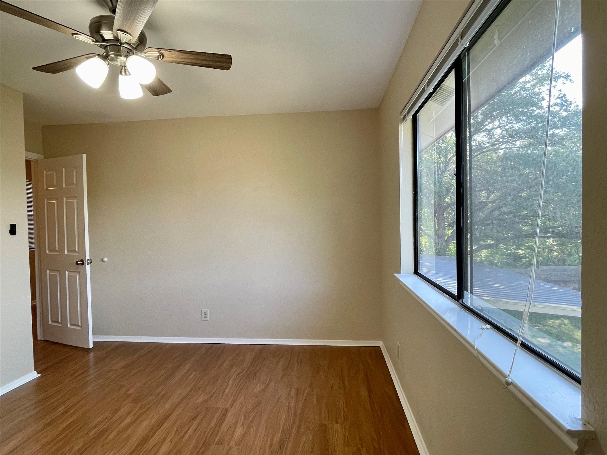 8905 Bridgewood Trl, Austin, TX 78729