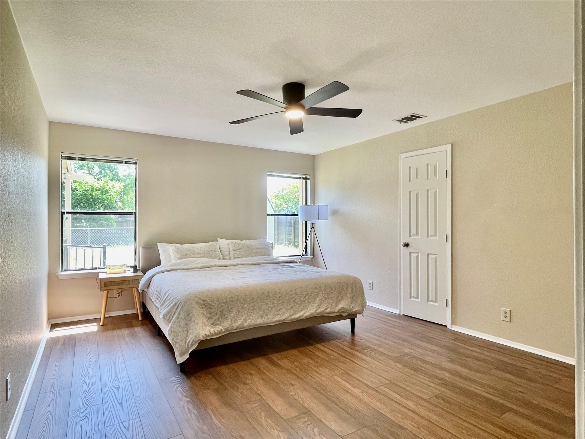8905 Bridgewood Trl, Austin, TX 78729