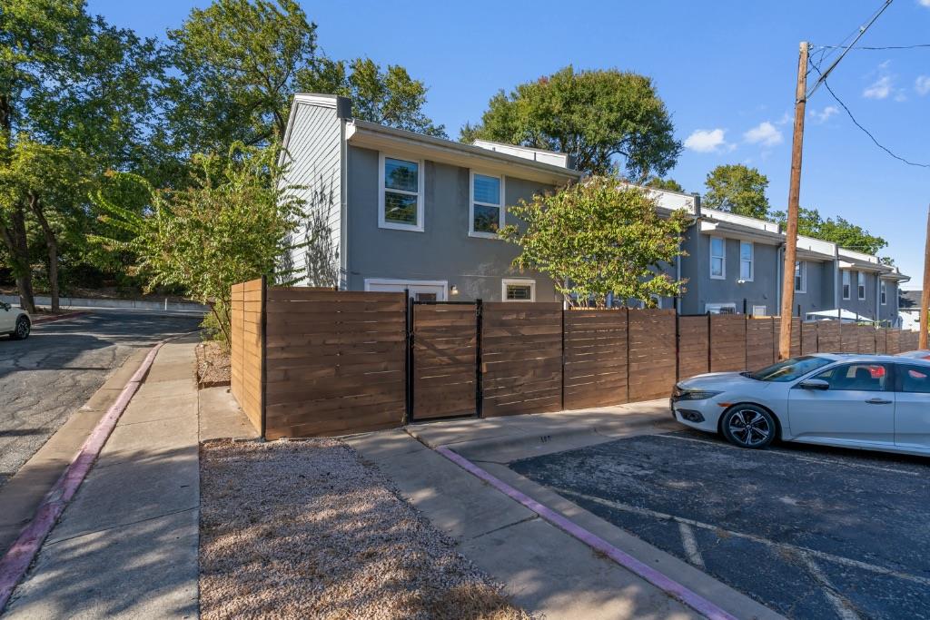 6211 Manor Rd # 107, Austin, TX 78723