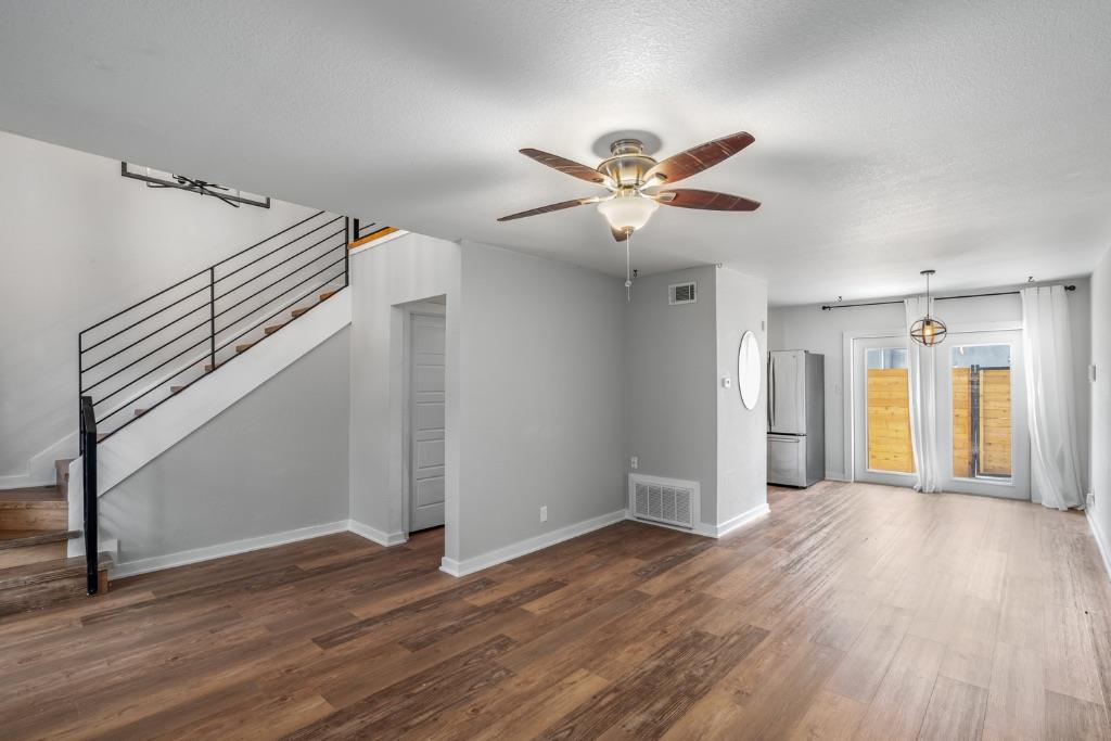 6211 Manor Rd # 107, Austin, TX 78723