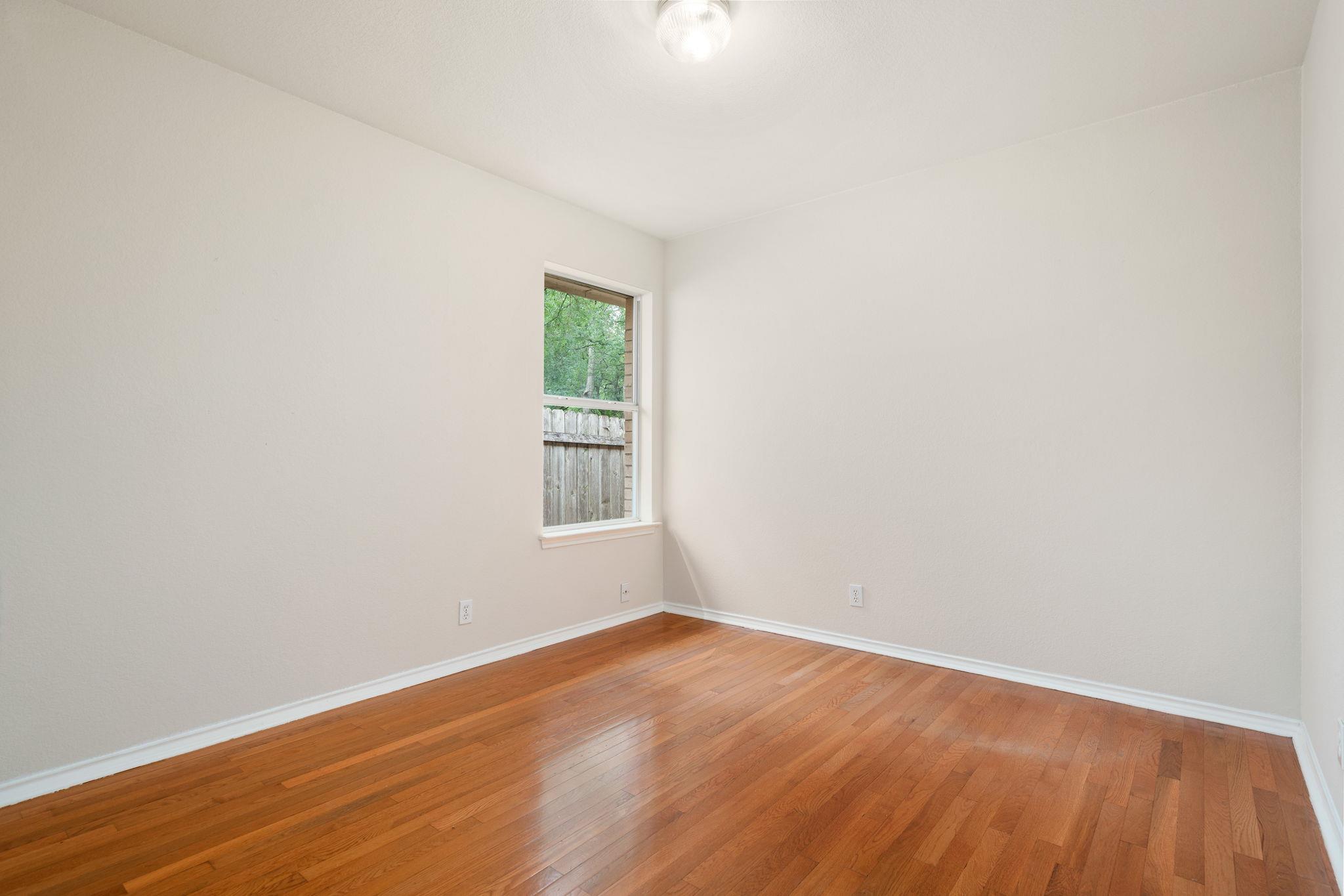 2704 Winding Brook Dr, Austin, TX 78748