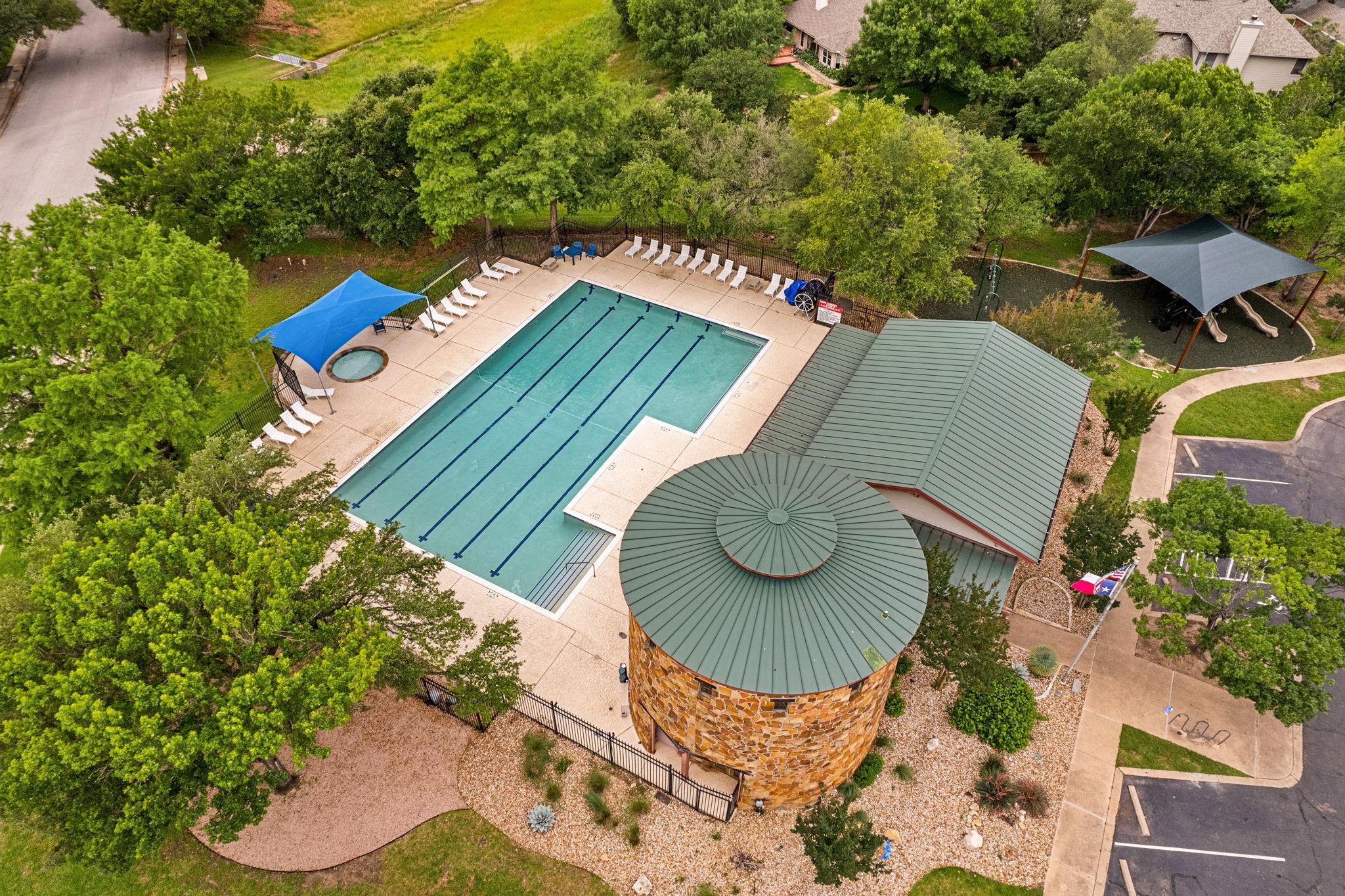 2704 Winding Brook Dr, Austin, TX 78748