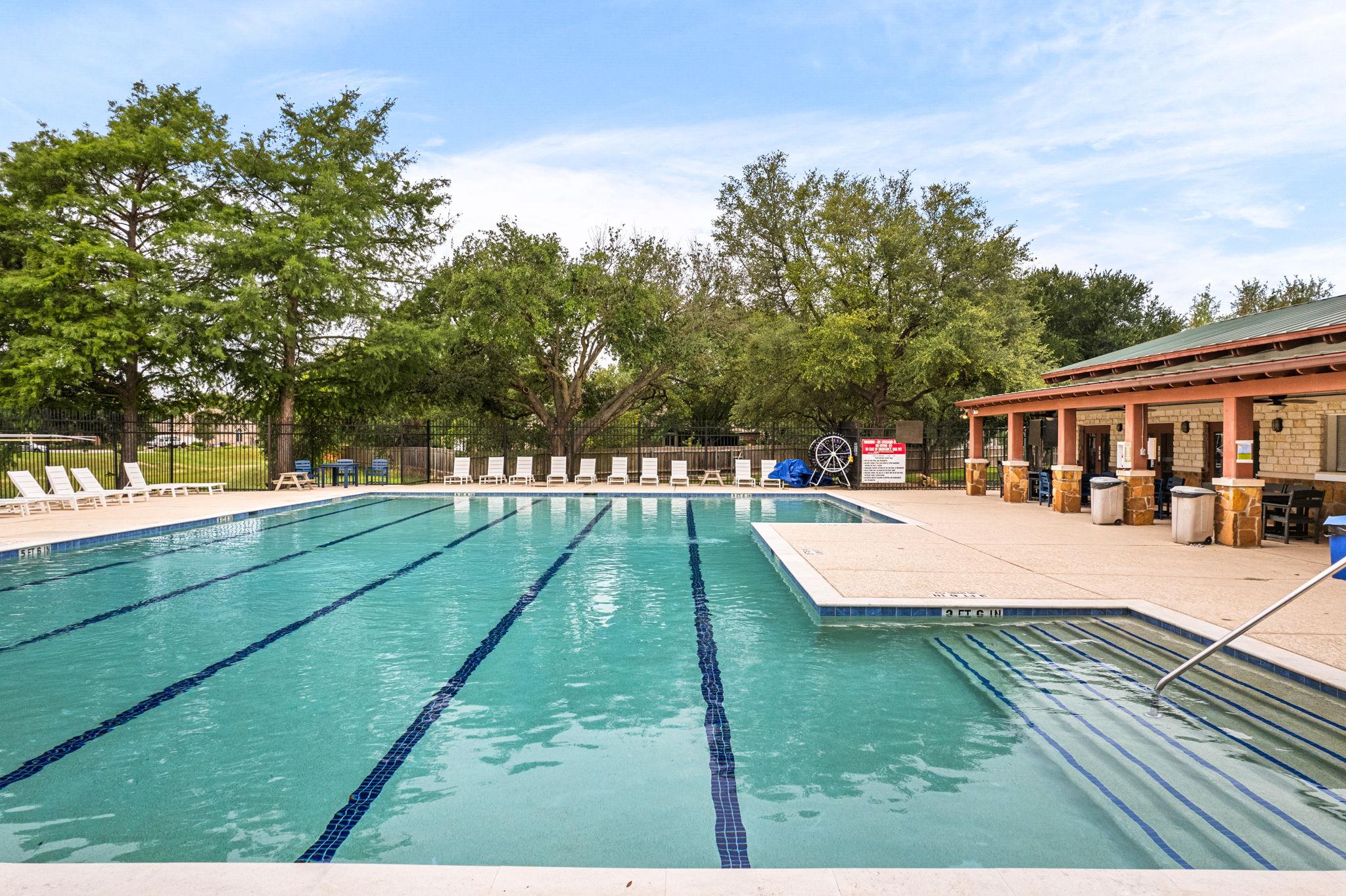 2704 Winding Brook Dr, Austin, TX 78748